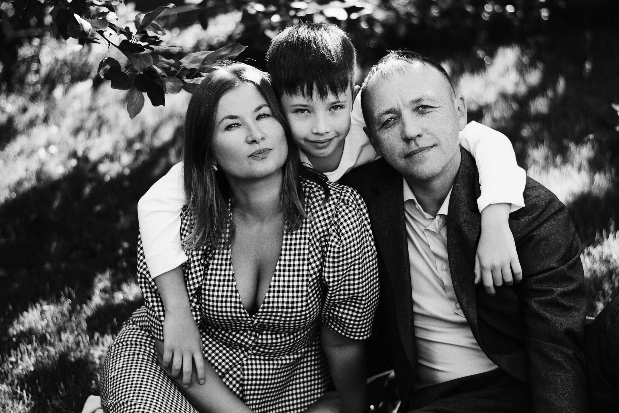 Семейная фотосессия в Тюмени — портреты поколений. Портретный фотограф Тюмень Дарья Мустафина