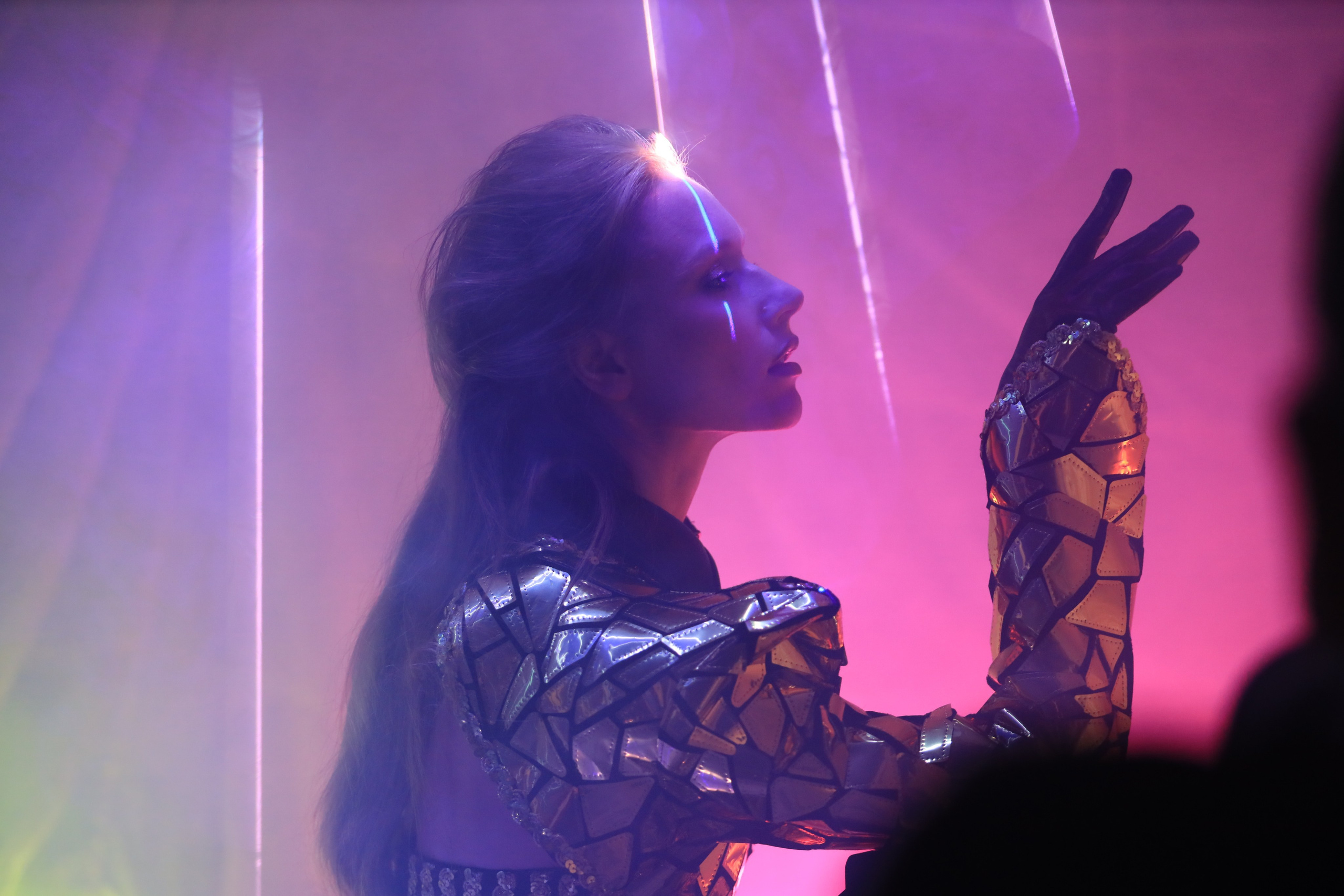 Лазерное шоу. Съемка в студии под ваш запрос, студийные съемки, фотографии архитектурных объектов — Александр Евстигнеев — фотограф Москва