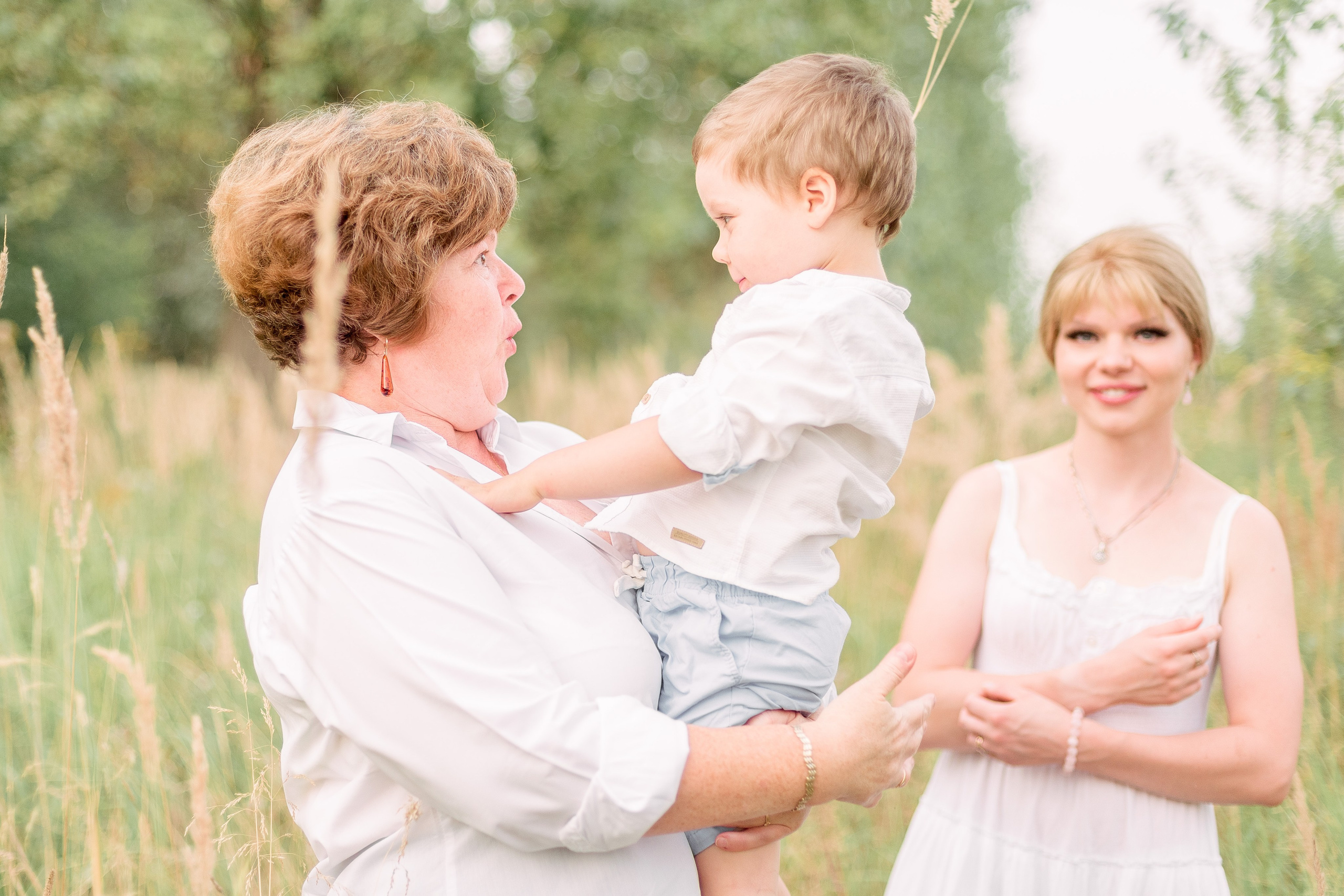 В поле. Фотограф Юлия Попова