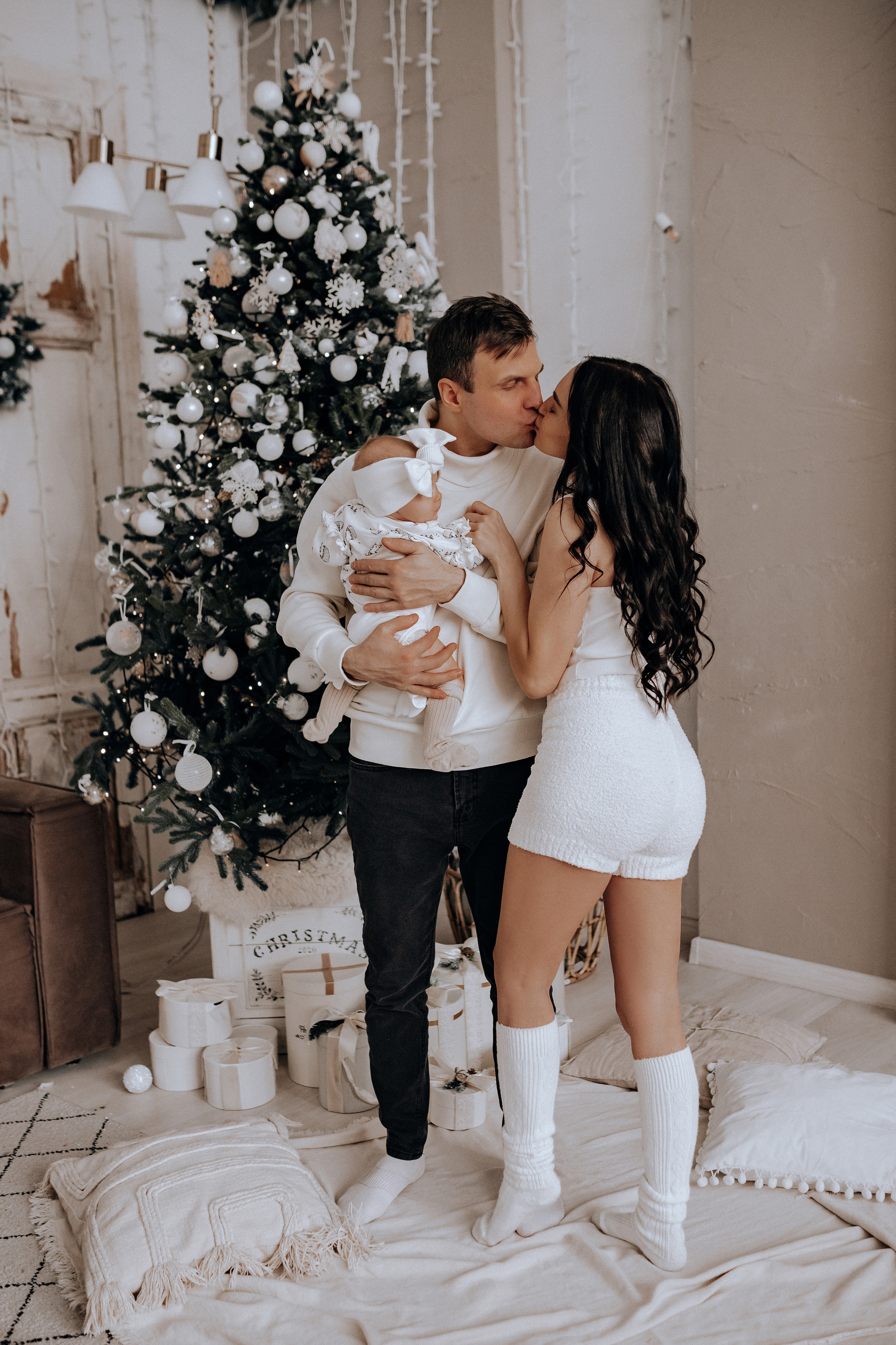 Алёна, Виталий и малышка Оливия. Daily. Семейный и женский фотограф в Санкт-Петербурге Наталья Карась