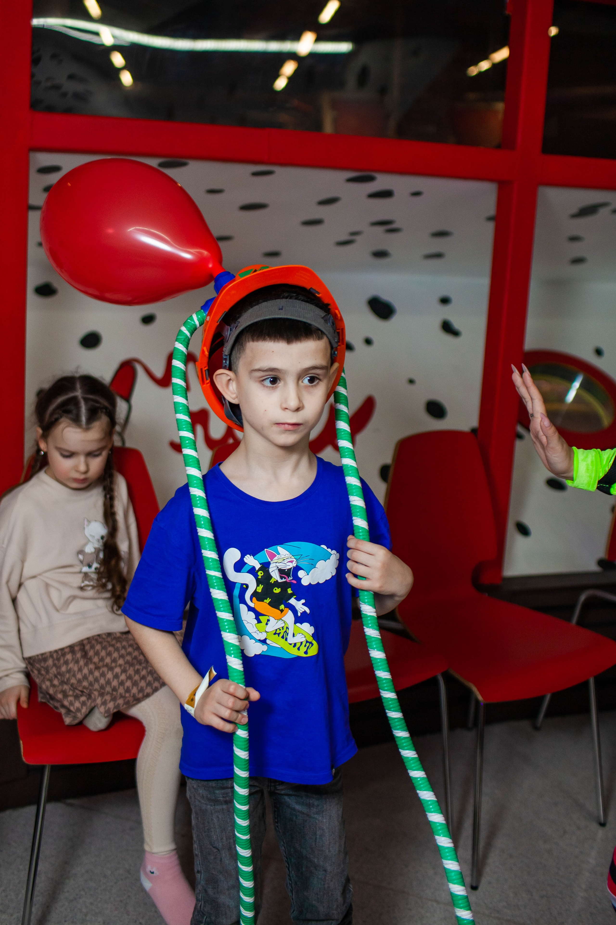 Неон Челендж День рождения Ярослава. Детский и семейный фотограф в Санкт-Петербурге Елизавета Сорокина