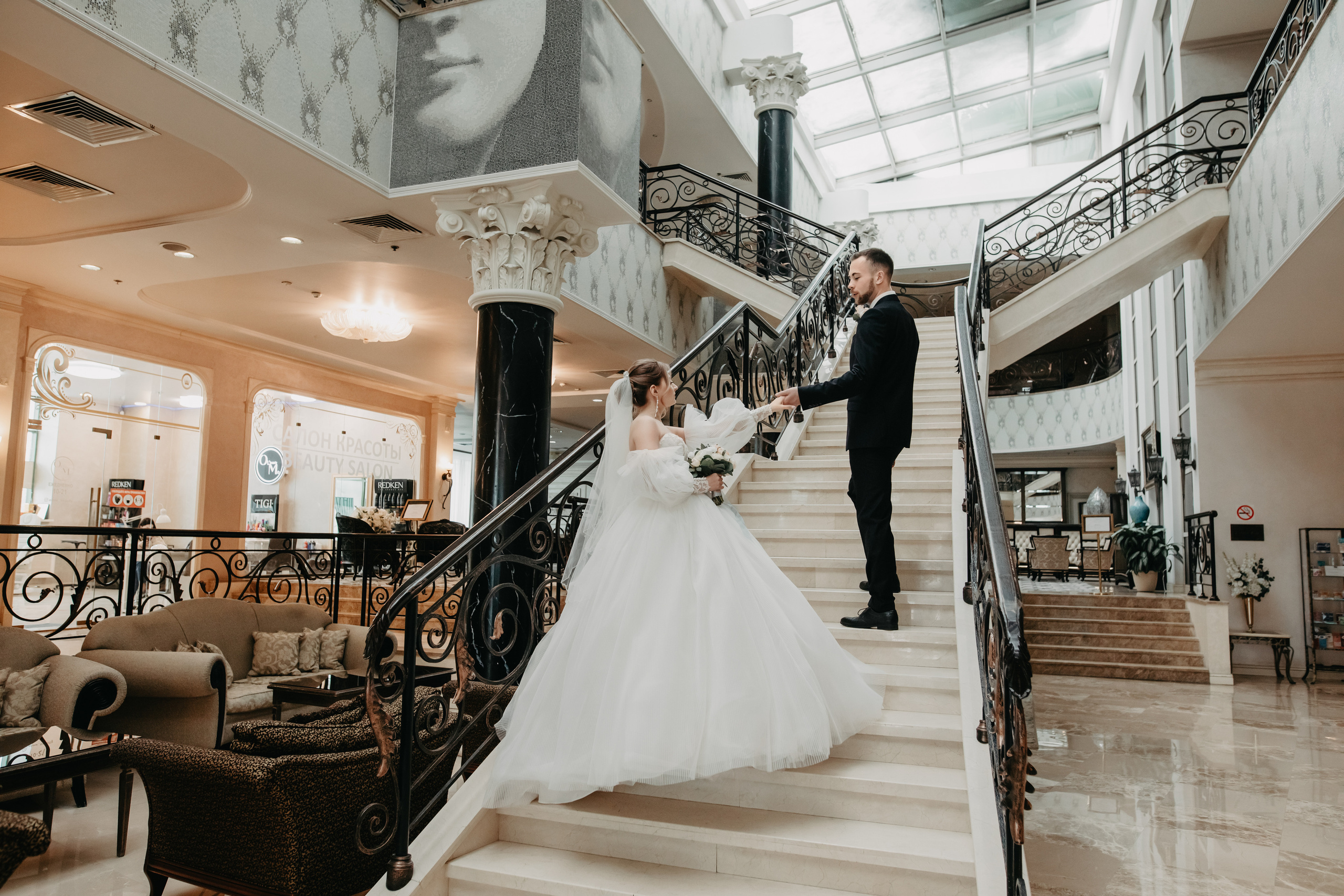 Лена и Леша. Отель Милан. Свадебный и семейный фотограф в Москве Евгения Лисина