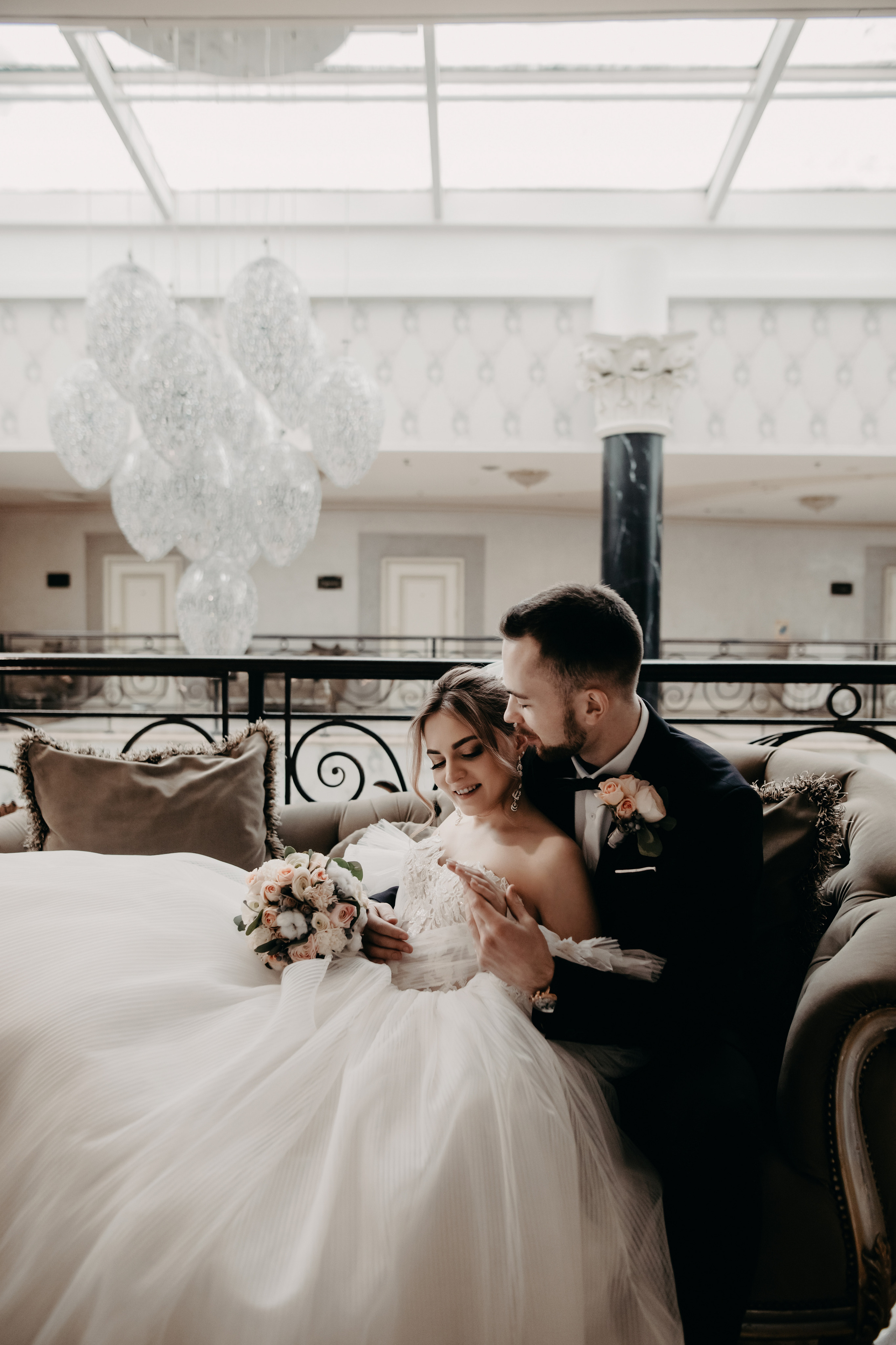 Лена и Леша. Отель Милан. Свадебный и семейный фотограф в Москве Евгения Лисина