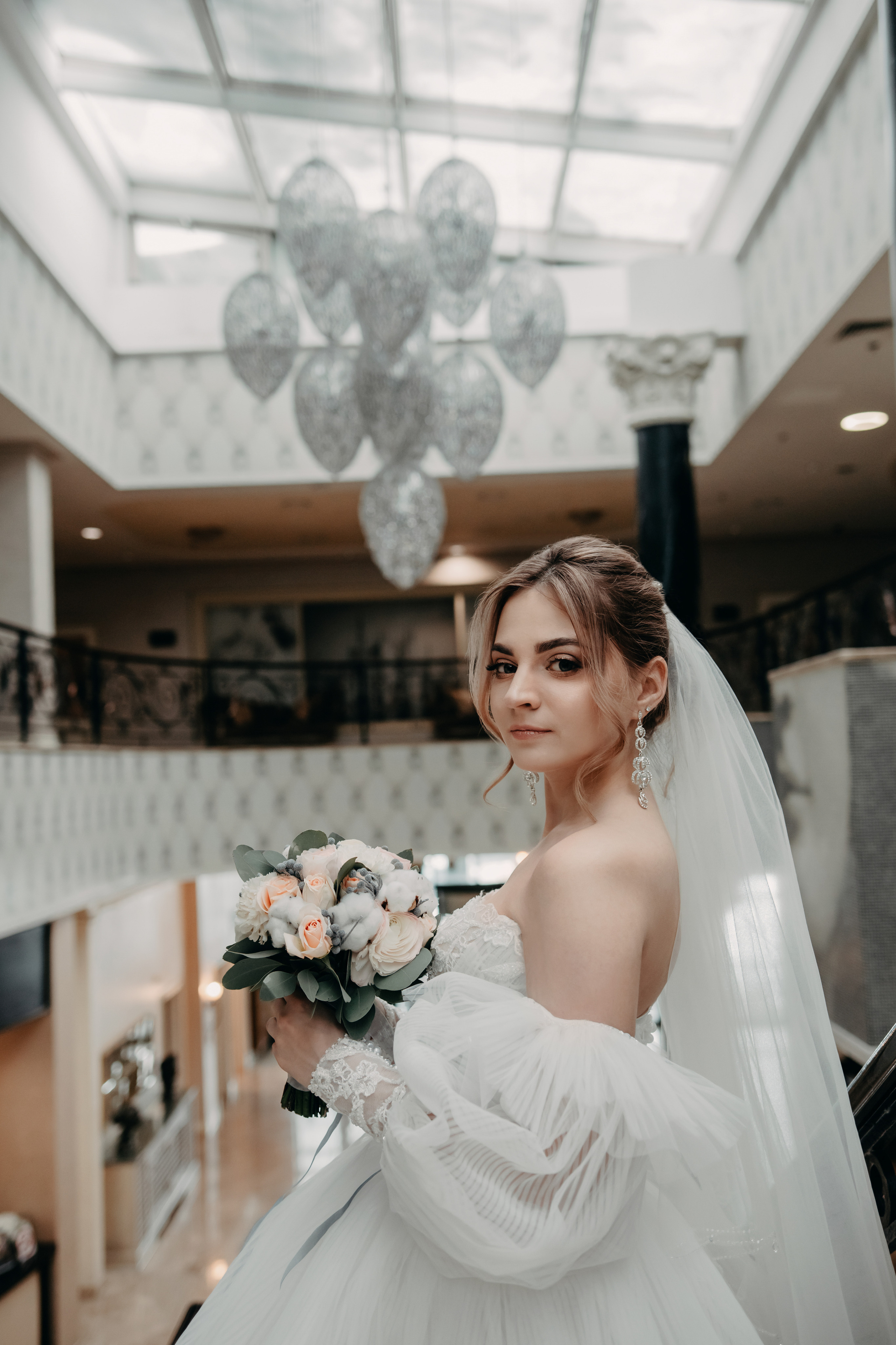 Лена и Леша. Отель Милан. Свадебный и семейный фотограф в Москве Евгения Лисина