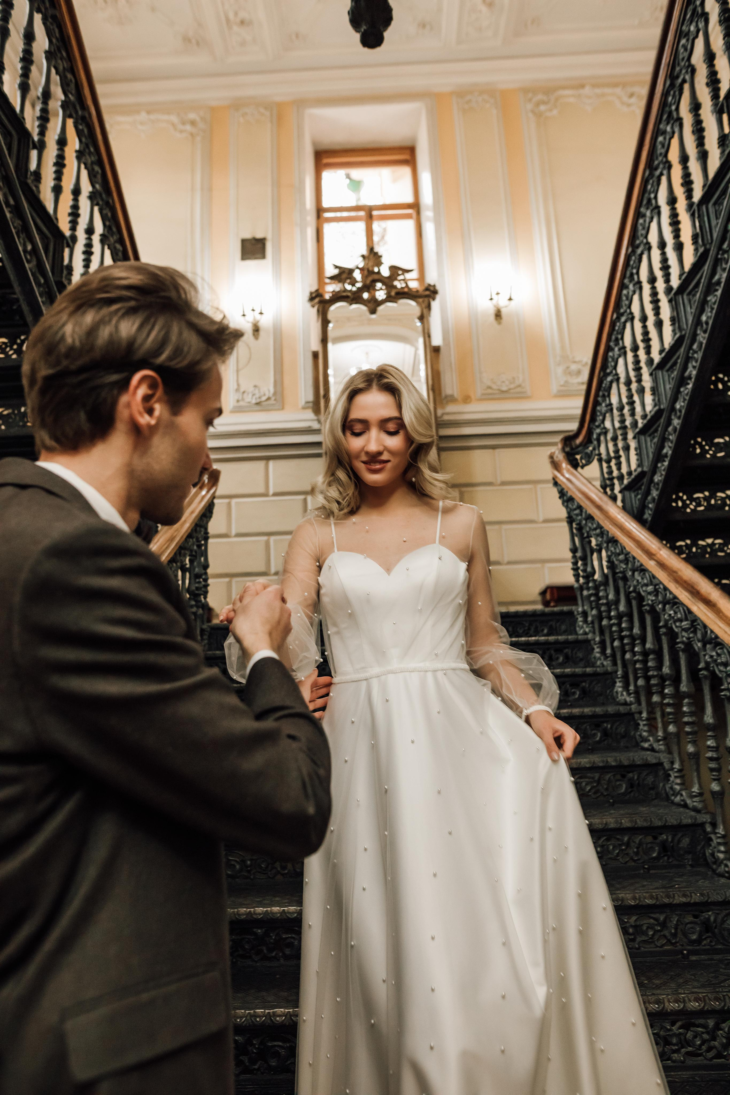 Анна и Андрей. Библиотека им. Пушкина. Свадебный и семейный фотограф в Москве Евгения Лисина