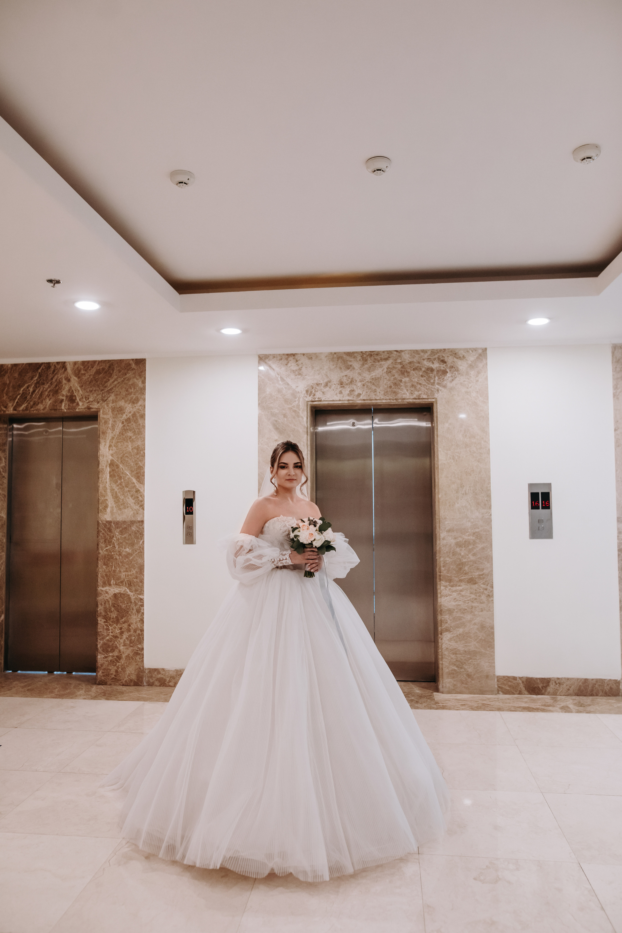 Лена и Леша. Отель Милан. Свадебный и семейный фотограф в Москве Евгения Лисина