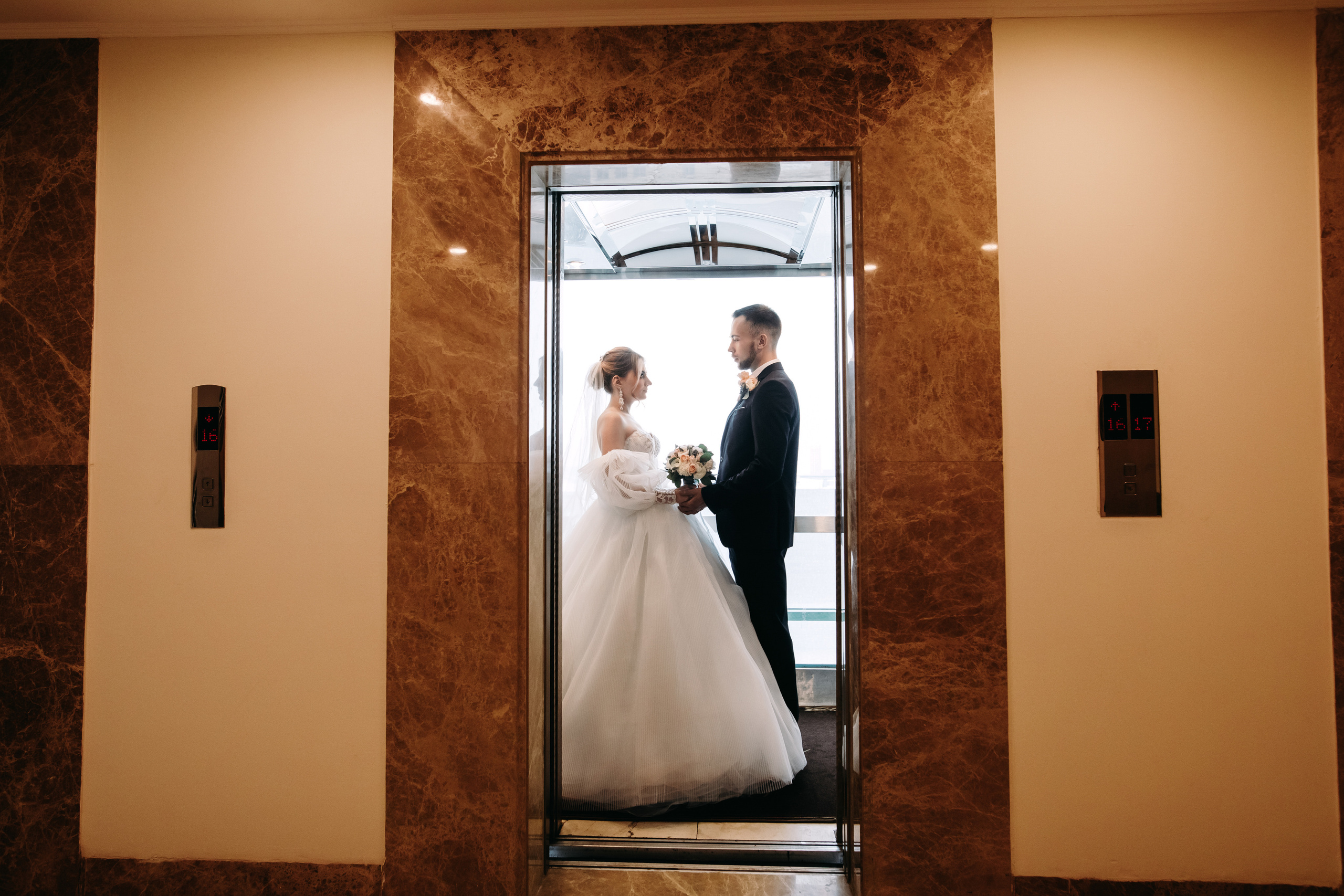 Лена и Леша. Отель Милан. Свадебный и семейный фотограф в Москве Евгения Лисина