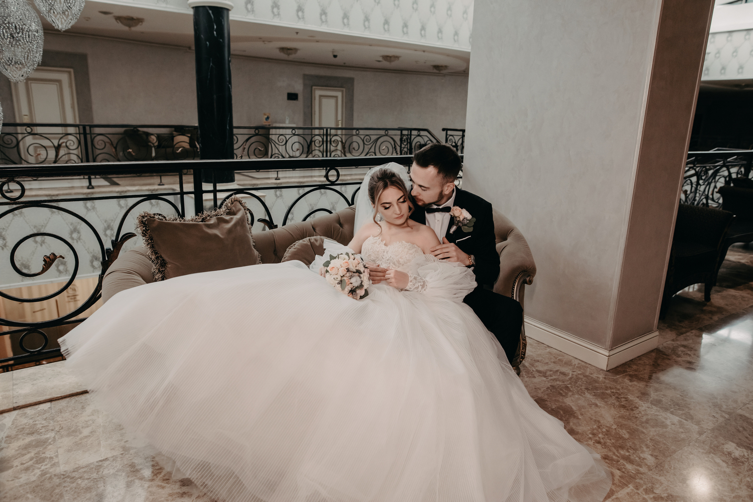 Лена и Леша. Отель Милан. Свадебный и семейный фотограф в Москве Евгения Лисина