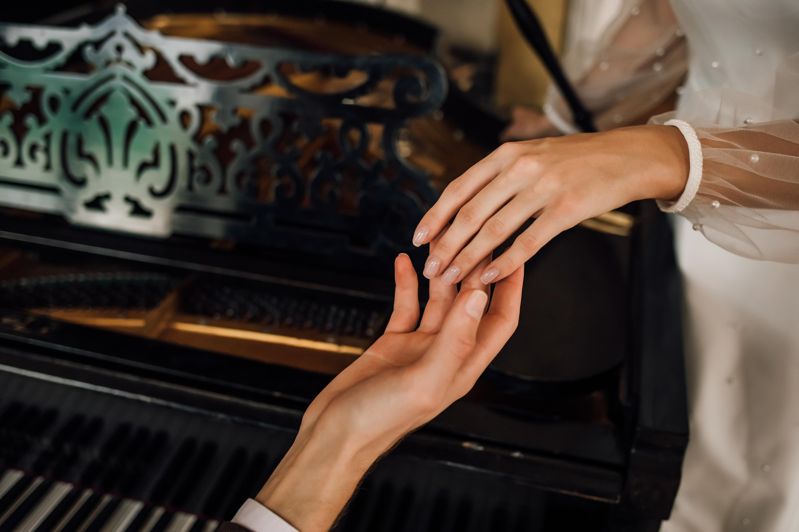 Анна и Андрей. Библиотека им. Пушкина. Свадебный и семейный фотограф в Москве Евгения Лисина