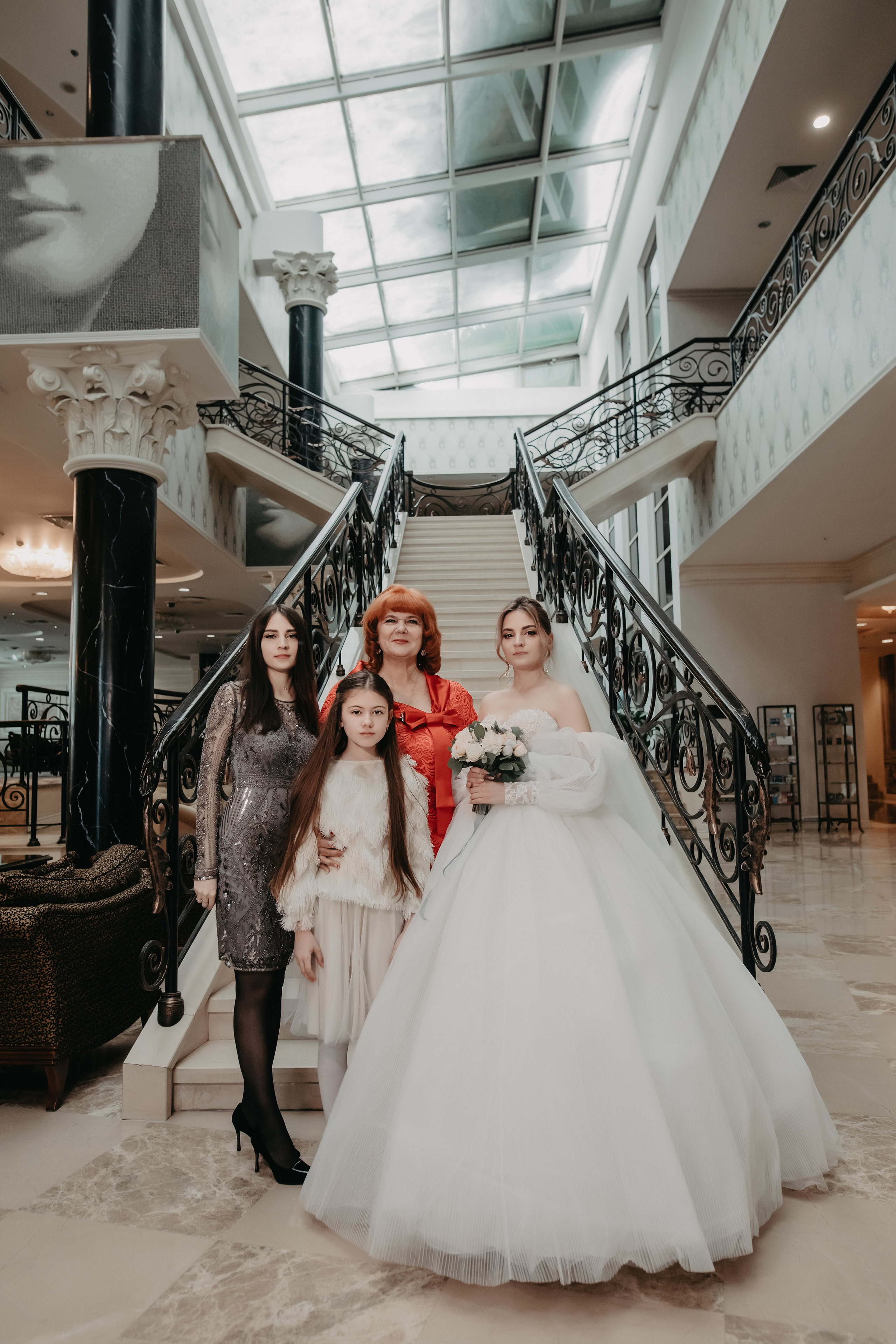 Лена и Леша. Отель Милан. Свадебный и семейный фотограф в Москве Евгения Лисина