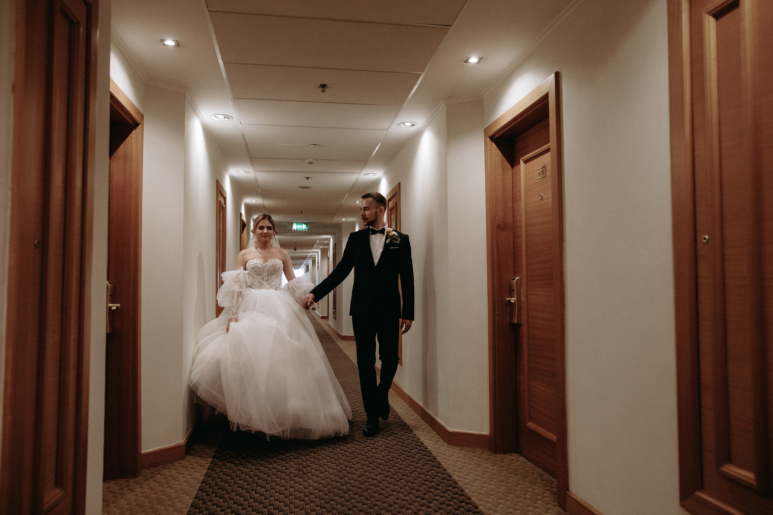 Лена и Леша. Отель Милан. Свадебный и семейный фотограф в Москве Евгения Лисина