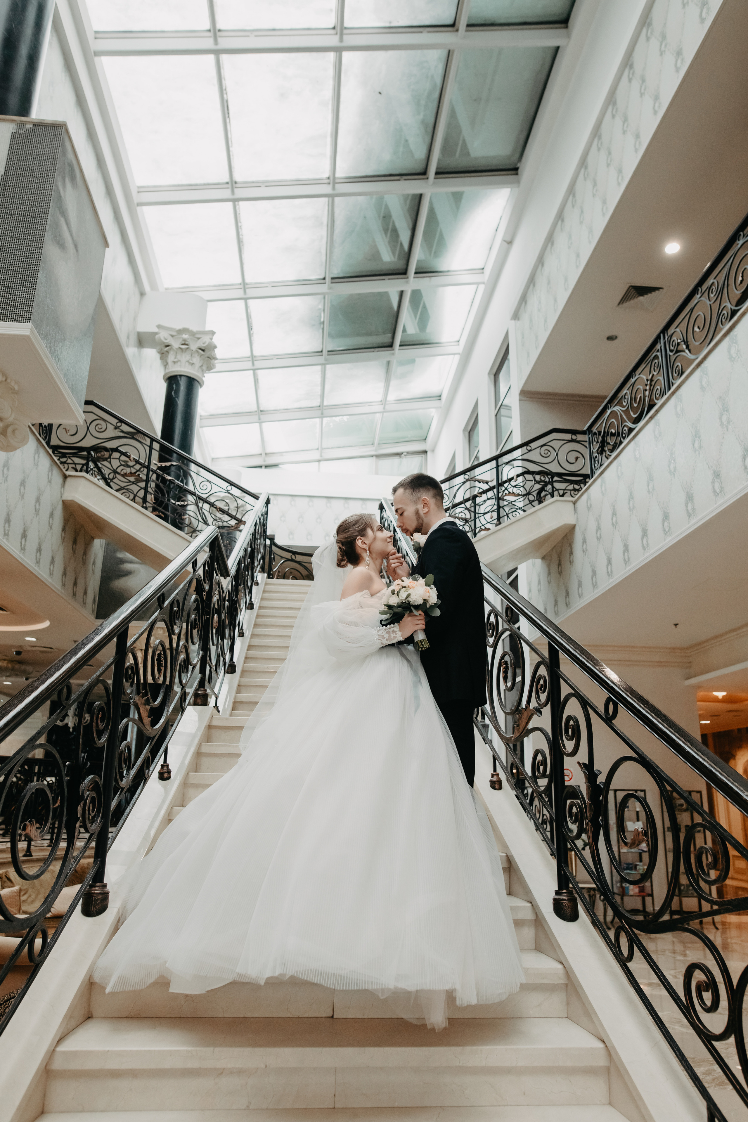 Лена и Леша. Отель Милан. Свадебный и семейный фотограф в Москве Евгения Лисина