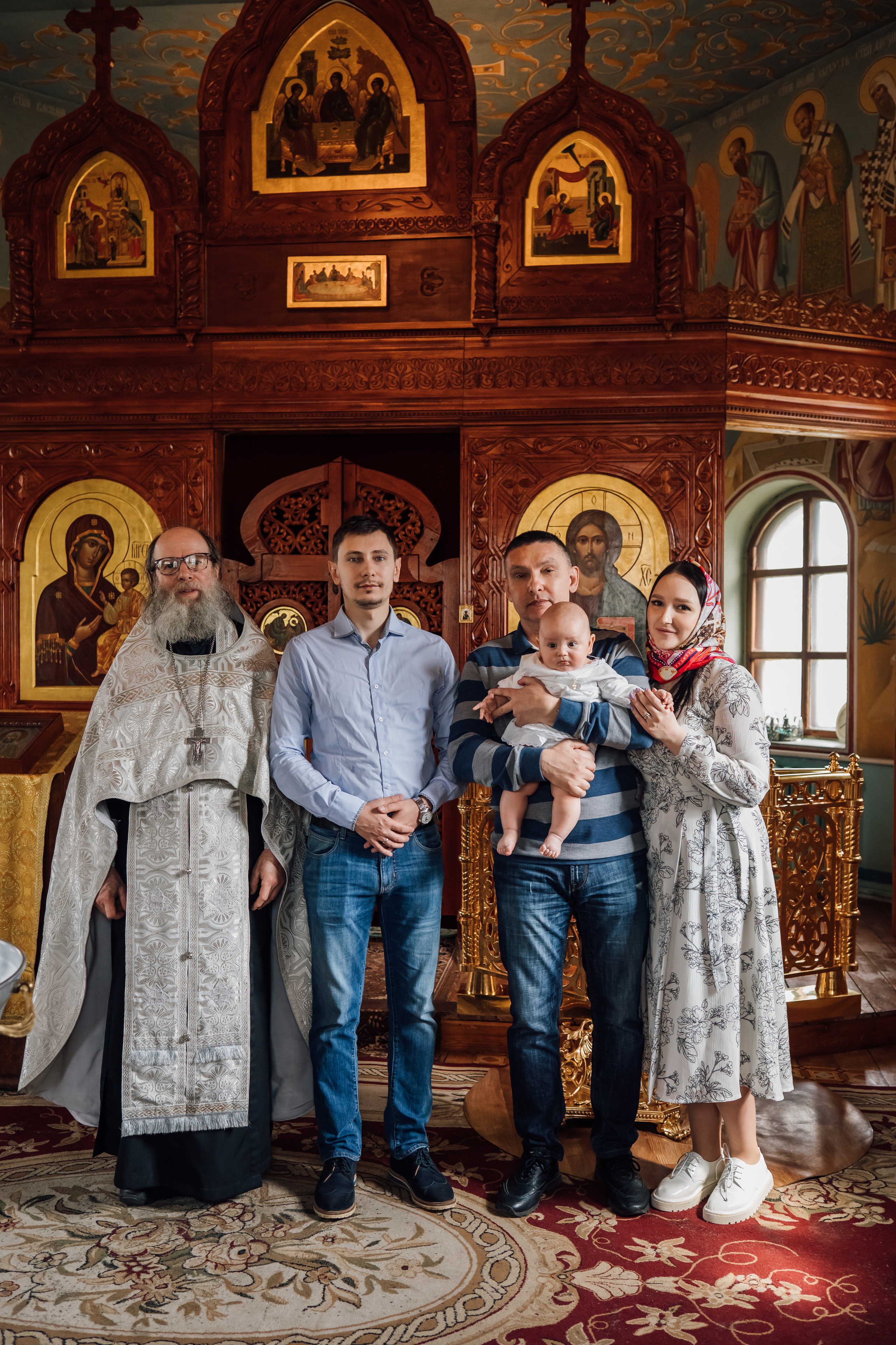 Фотоъемка крещения в Москве. Свадебный и семейный фотограф в Москве Евгения Лисина