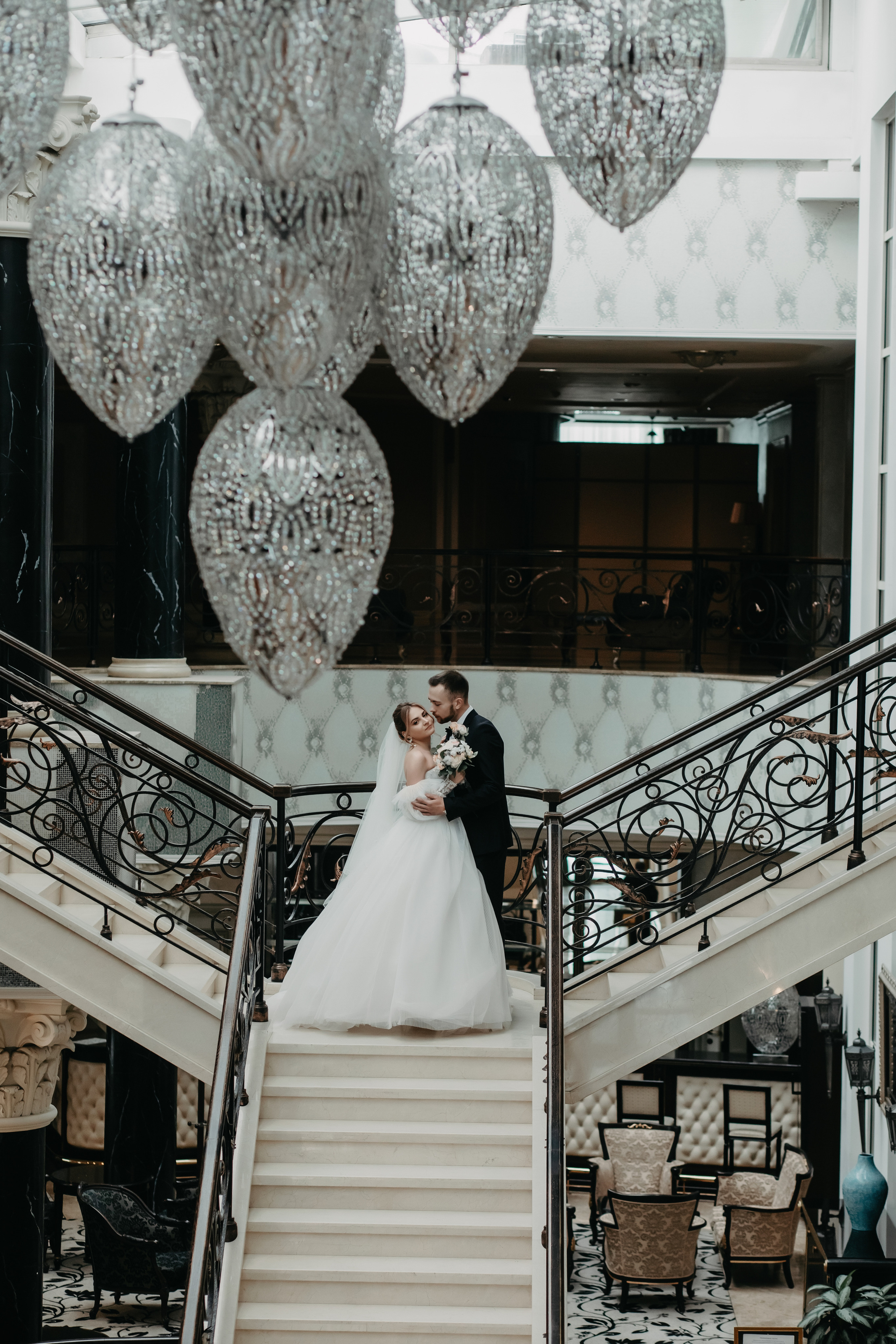 Лена и Леша. Отель Милан. Свадебный и семейный фотограф в Москве Евгения Лисина