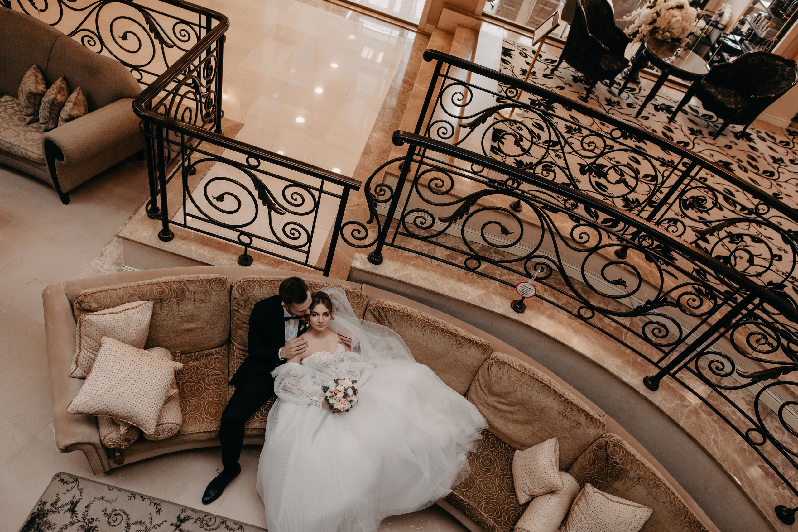 Лена и Леша. Отель Милан. Свадебный и семейный фотограф в Москве Евгения Лисина