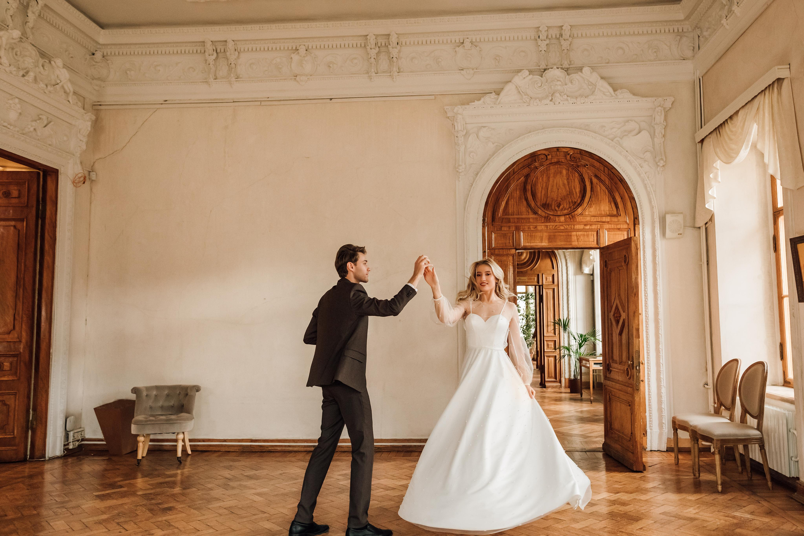 Анна и Андрей. Библиотека им. Пушкина. Свадебный и семейный фотограф в Москве Евгения Лисина