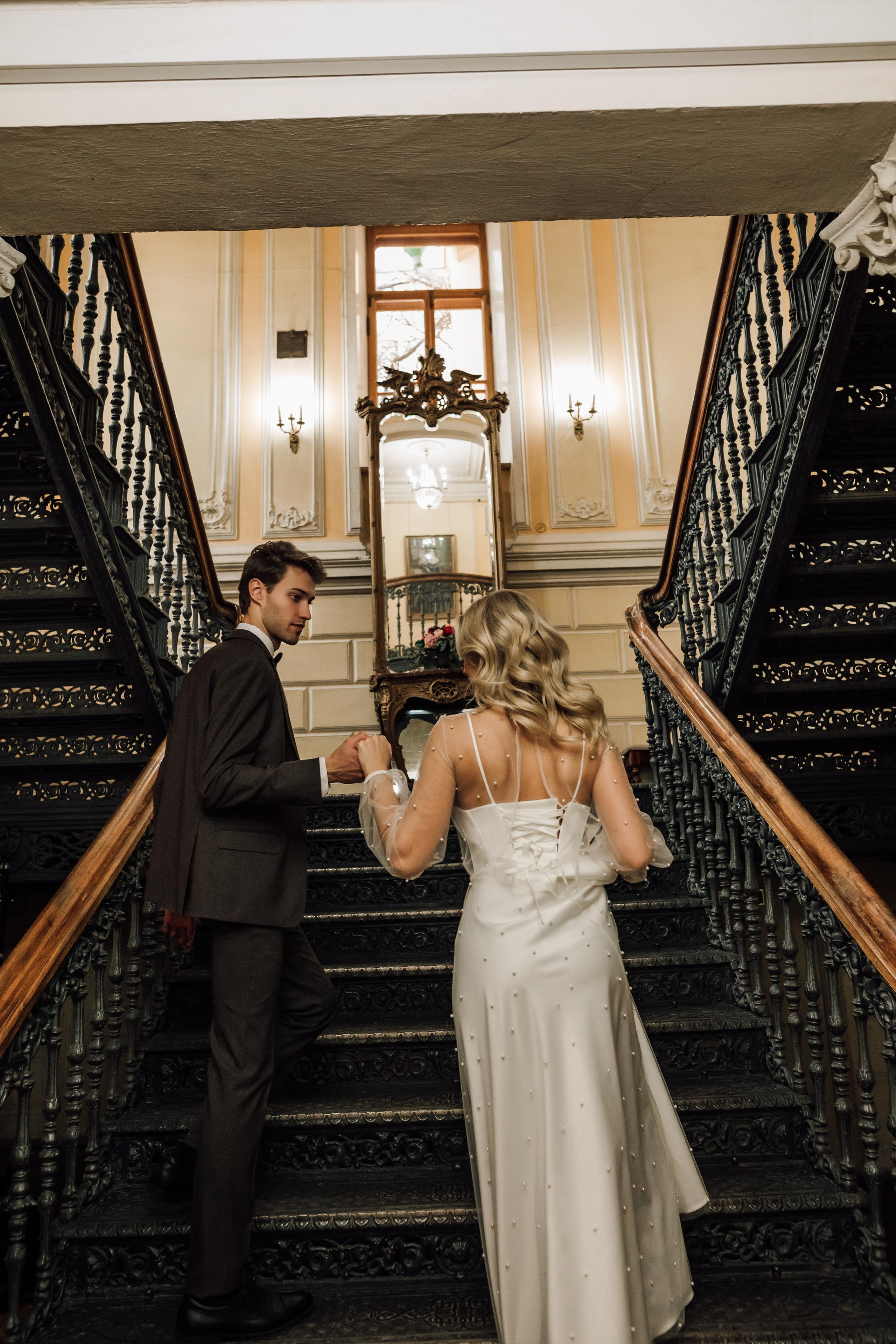 Анна и Андрей. Библиотека им. Пушкина. Свадебный и семейный фотограф в Москве Евгения Лисина