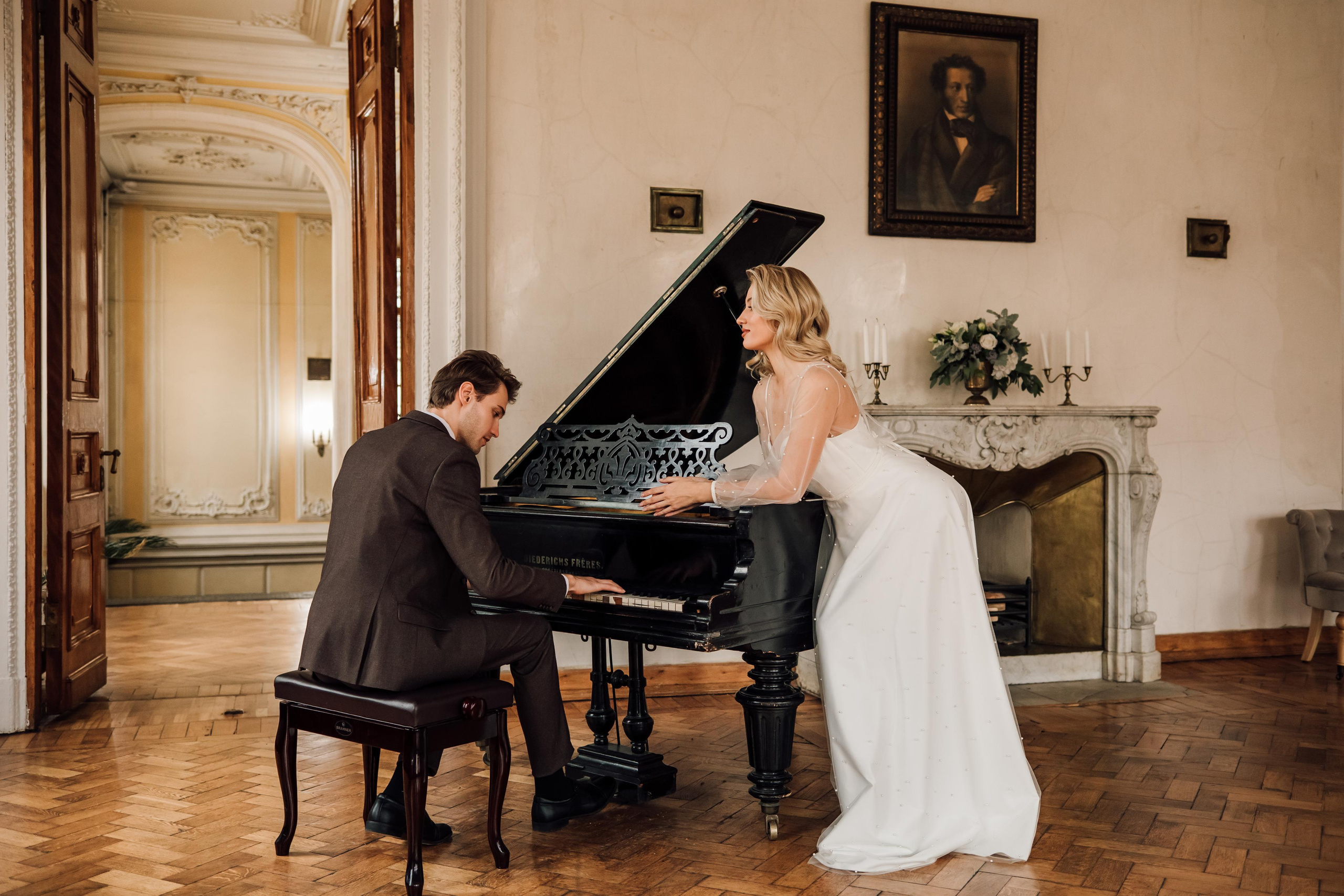 Анна и Андрей. Библиотека им. Пушкина. Свадебный и семейный фотограф в Москве Евгения Лисина