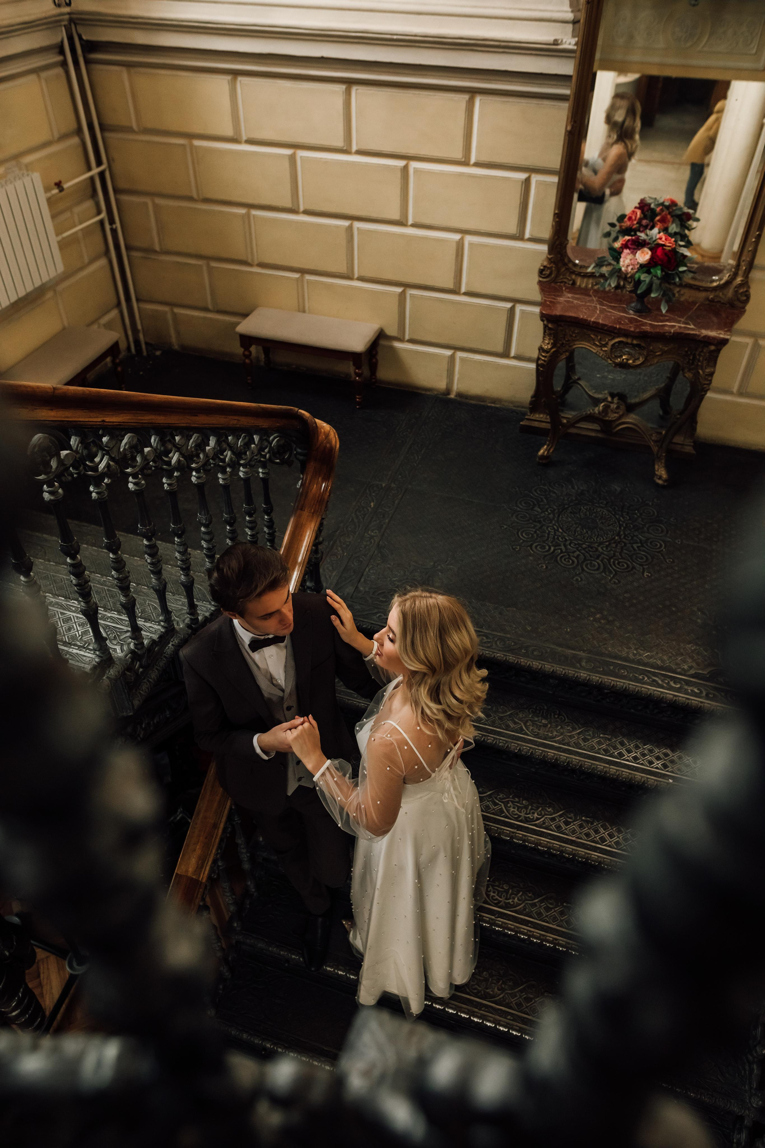 Анна и Андрей. Библиотека им. Пушкина. Свадебный и семейный фотограф в Москве Евгения Лисина