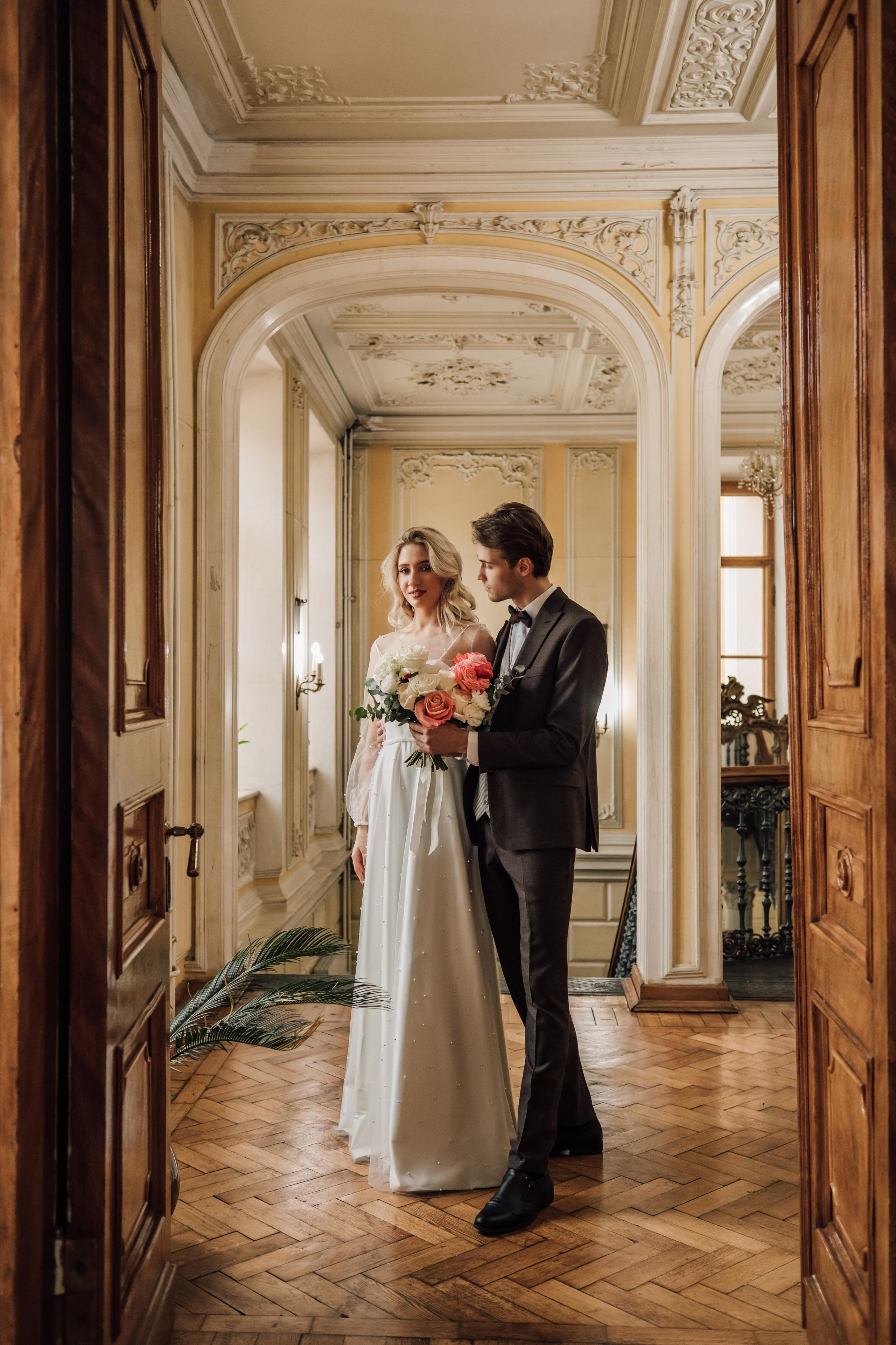 Анна и Андрей. Библиотека им. Пушкина. Свадебный и семейный фотограф в Москве Евгения Лисина