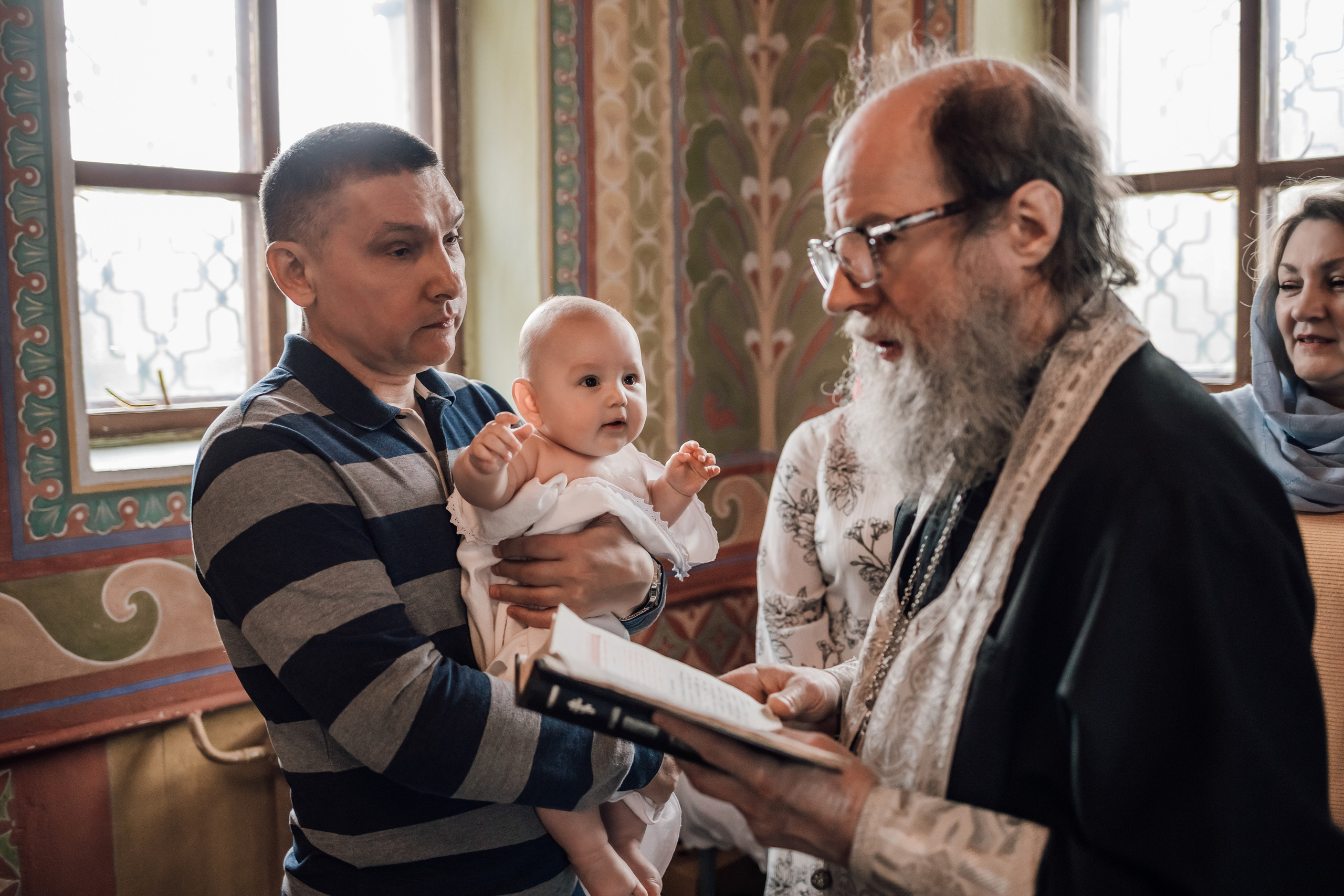 Фотоъемка крещения в Москве. Свадебный и семейный фотограф в Москве Евгения Лисина