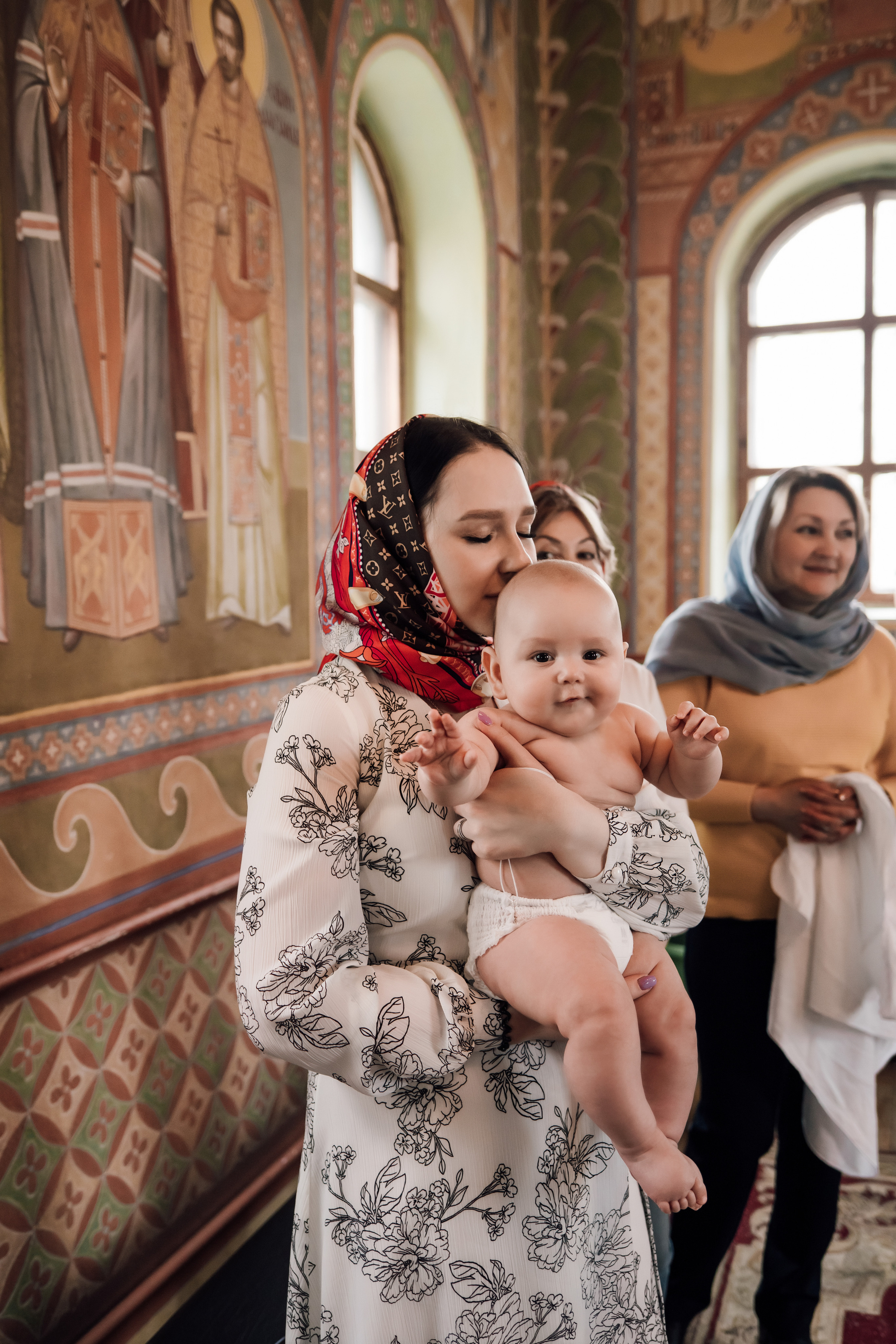 Фотоъемка крещения в Москве. Свадебный и семейный фотограф в Москве Евгения Лисина