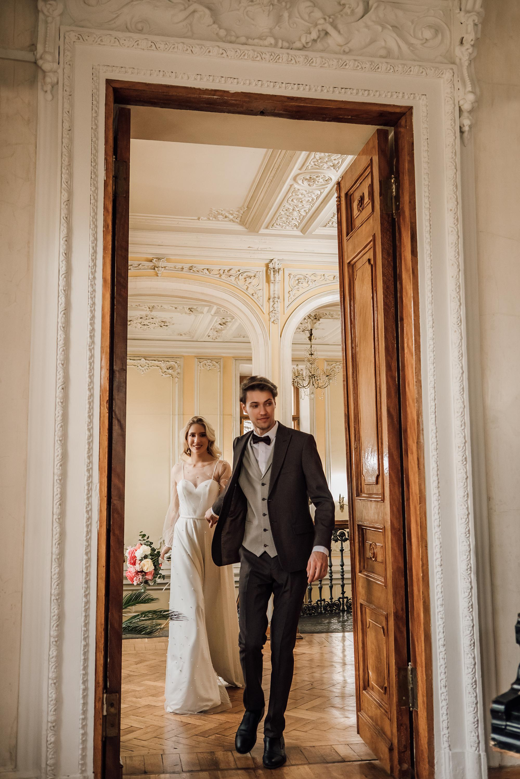 Анна и Андрей. Библиотека им. Пушкина. Свадебный и семейный фотограф в Москве Евгения Лисина