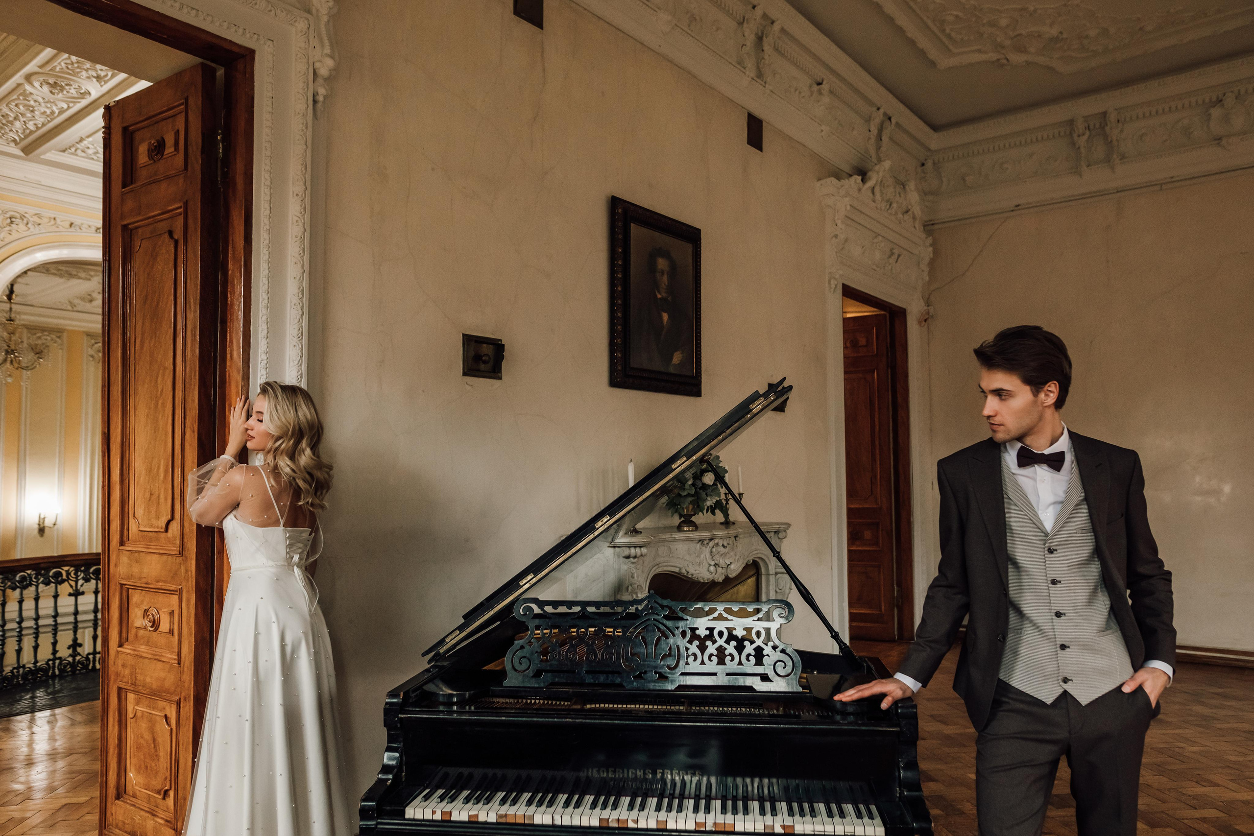 Анна и Андрей. Библиотека им. Пушкина. Свадебный и семейный фотограф в Москве Евгения Лисина