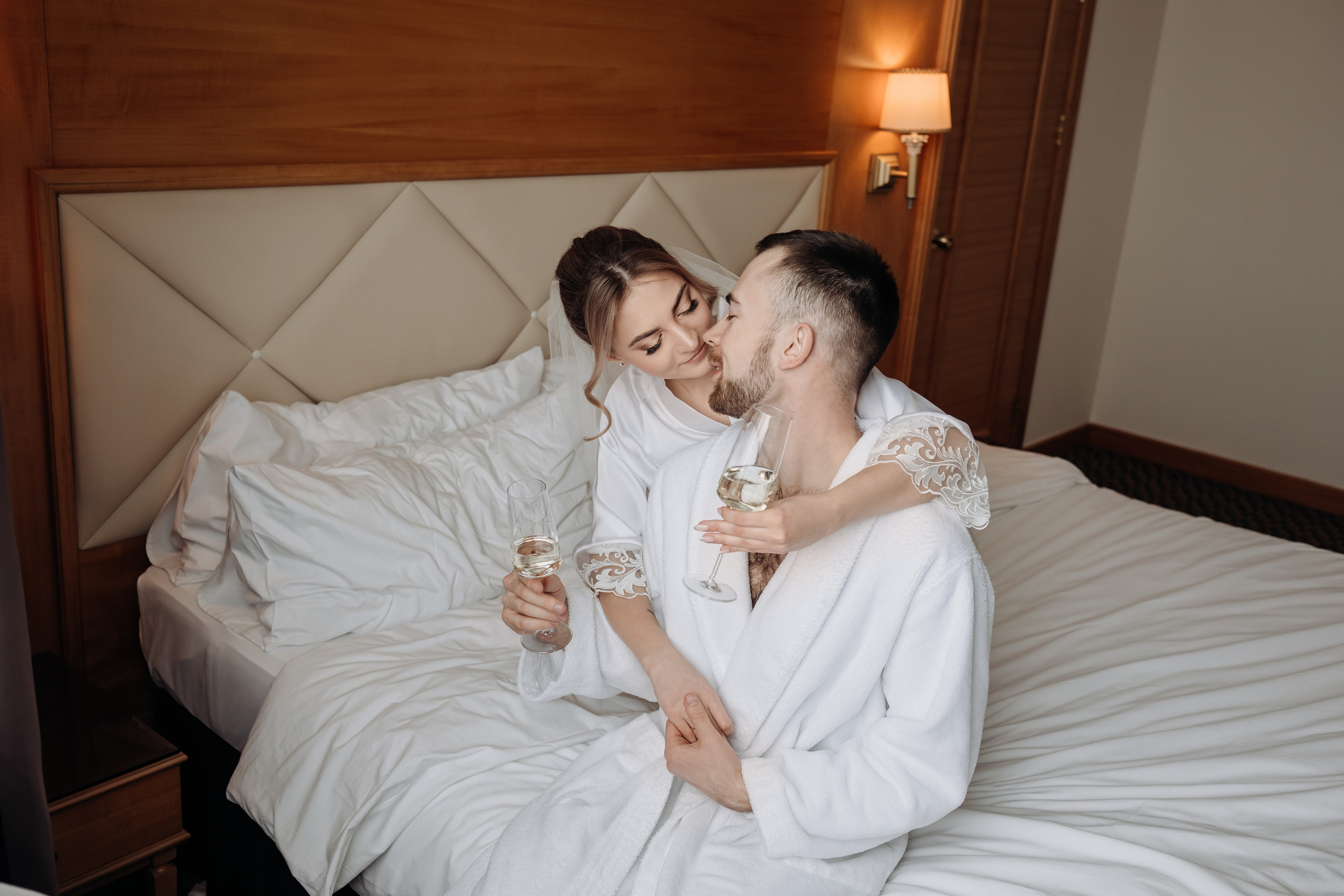 Лена и Леша. Отель Милан. Свадебный и семейный фотограф в Москве Евгения Лисина