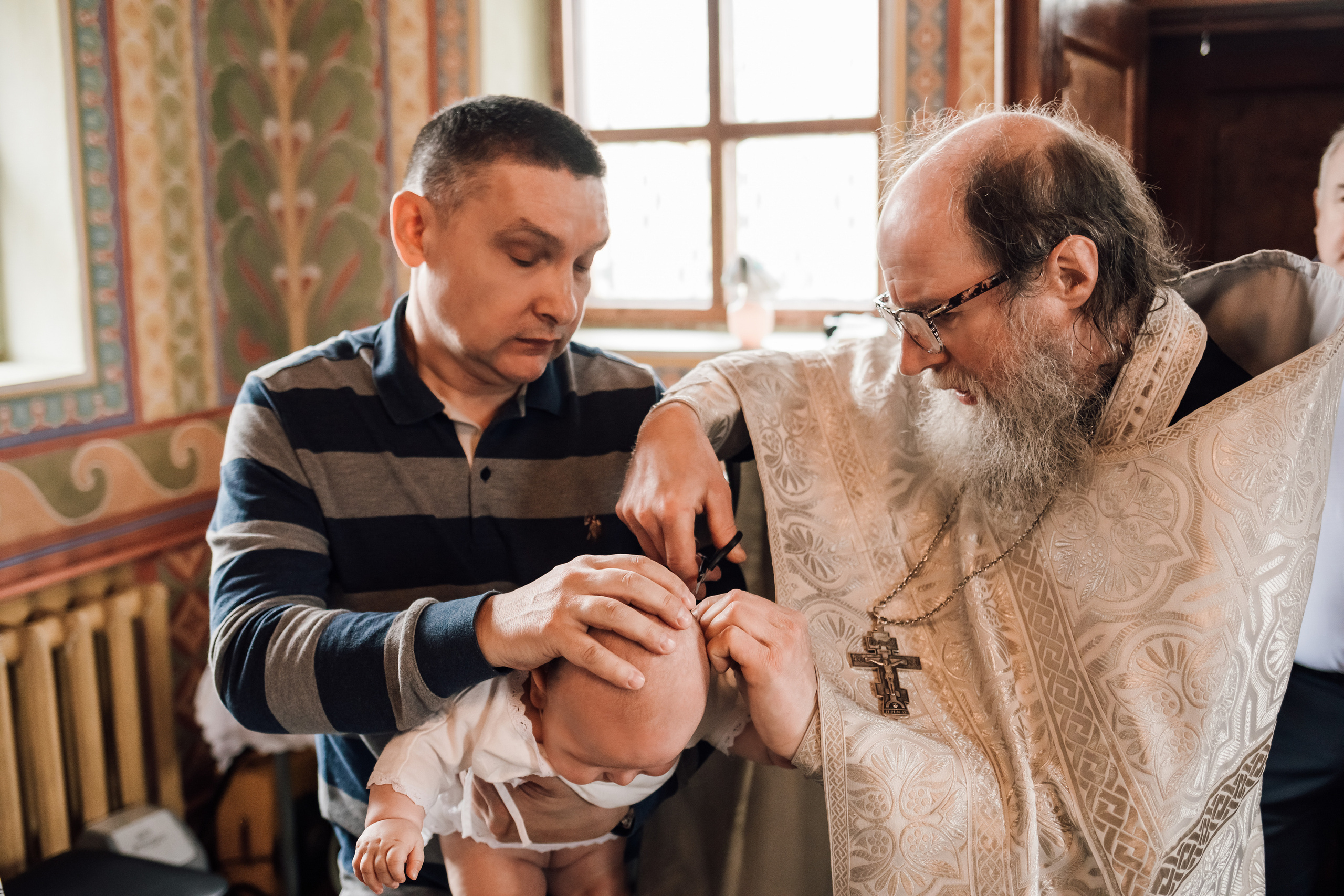 Фотоъемка крещения в Москве. Свадебный и семейный фотограф в Москве Евгения Лисина