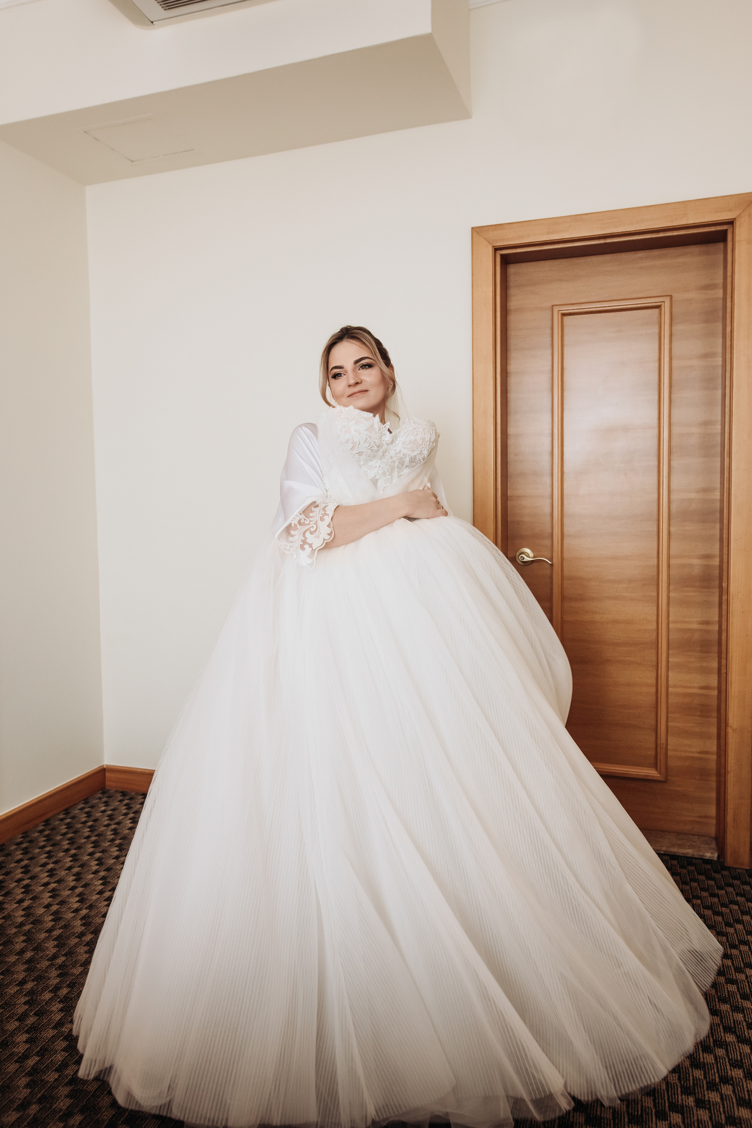 Лена и Леша. Отель Милан. Свадебный и семейный фотограф в Москве Евгения Лисина