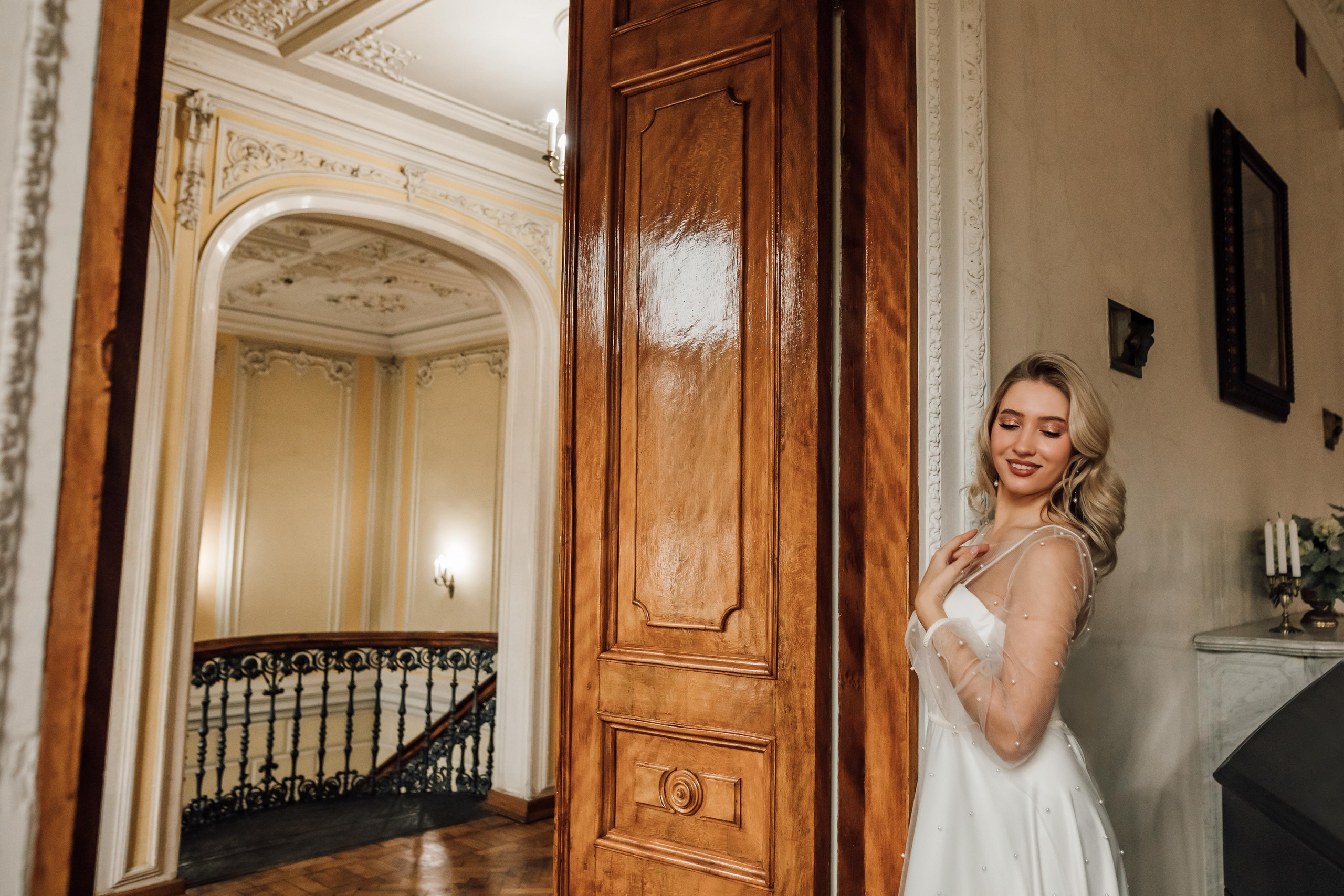 Анна и Андрей. Библиотека им. Пушкина. Свадебный и семейный фотограф в Москве Евгения Лисина