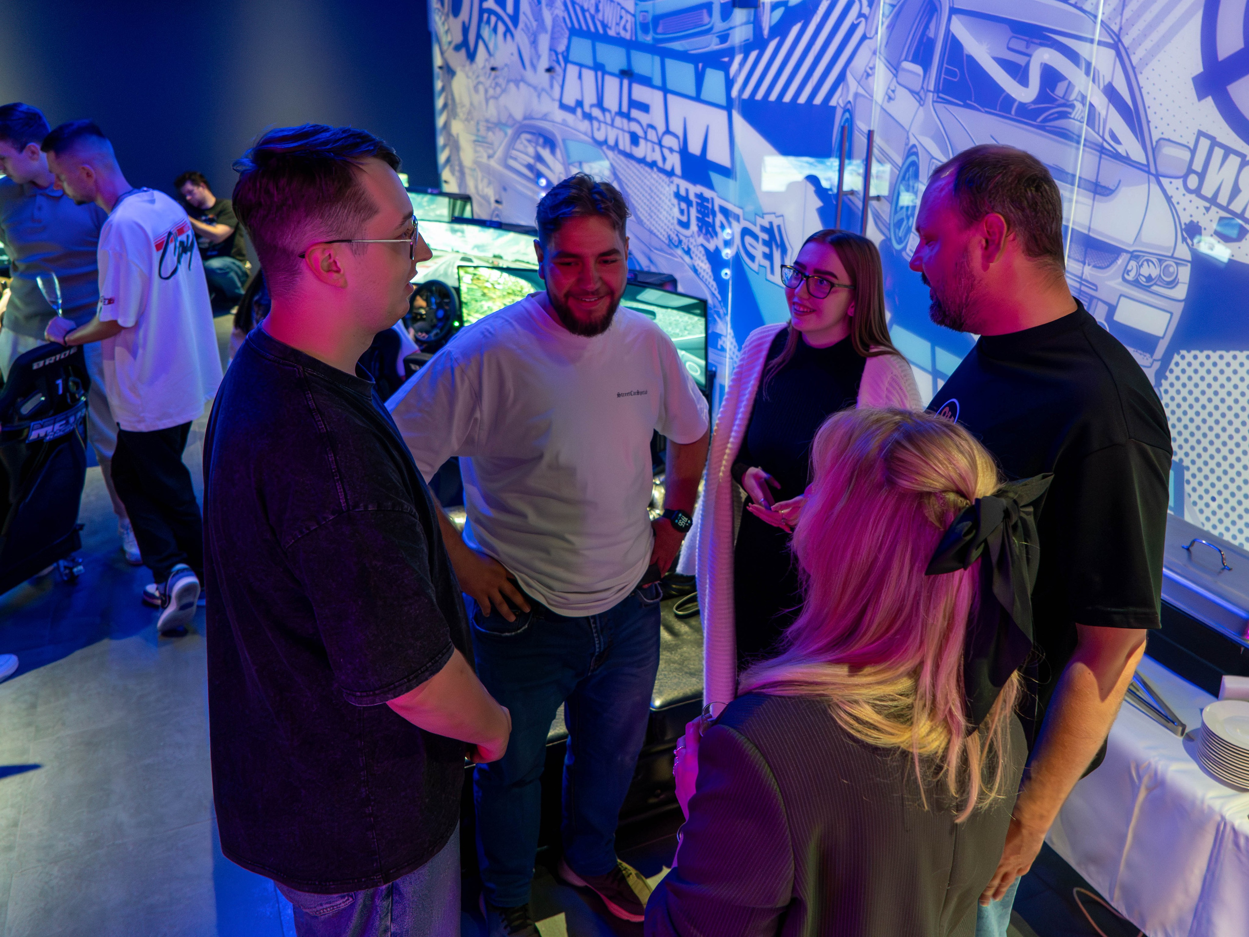 Открытие компьютерного клуба «Meta Racing». FM Media Сrew. Репортажные фото и видео