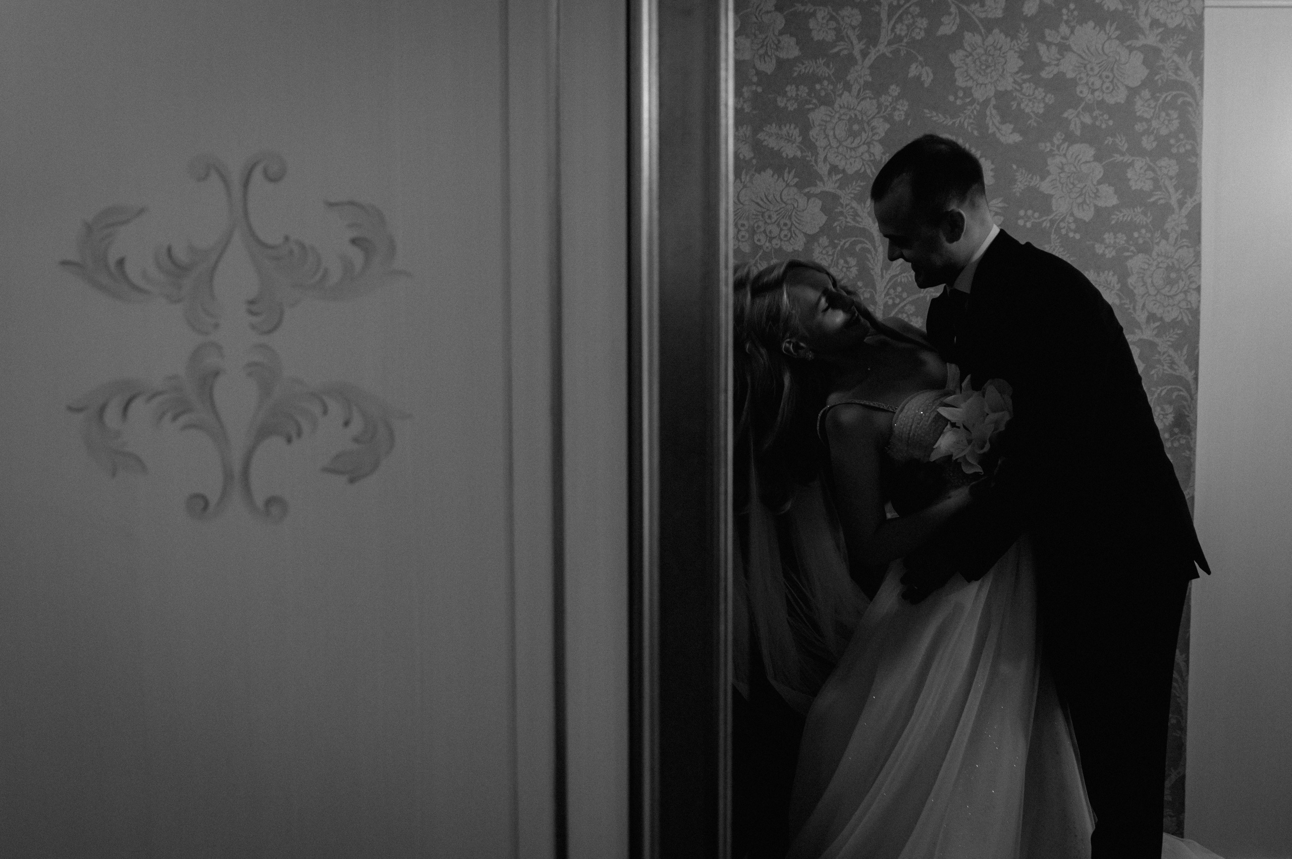 Свадебная фотосессия в Radisson Collection Hotel мск. Свадебный и портретный фотограф в Москве Жердев Даниил