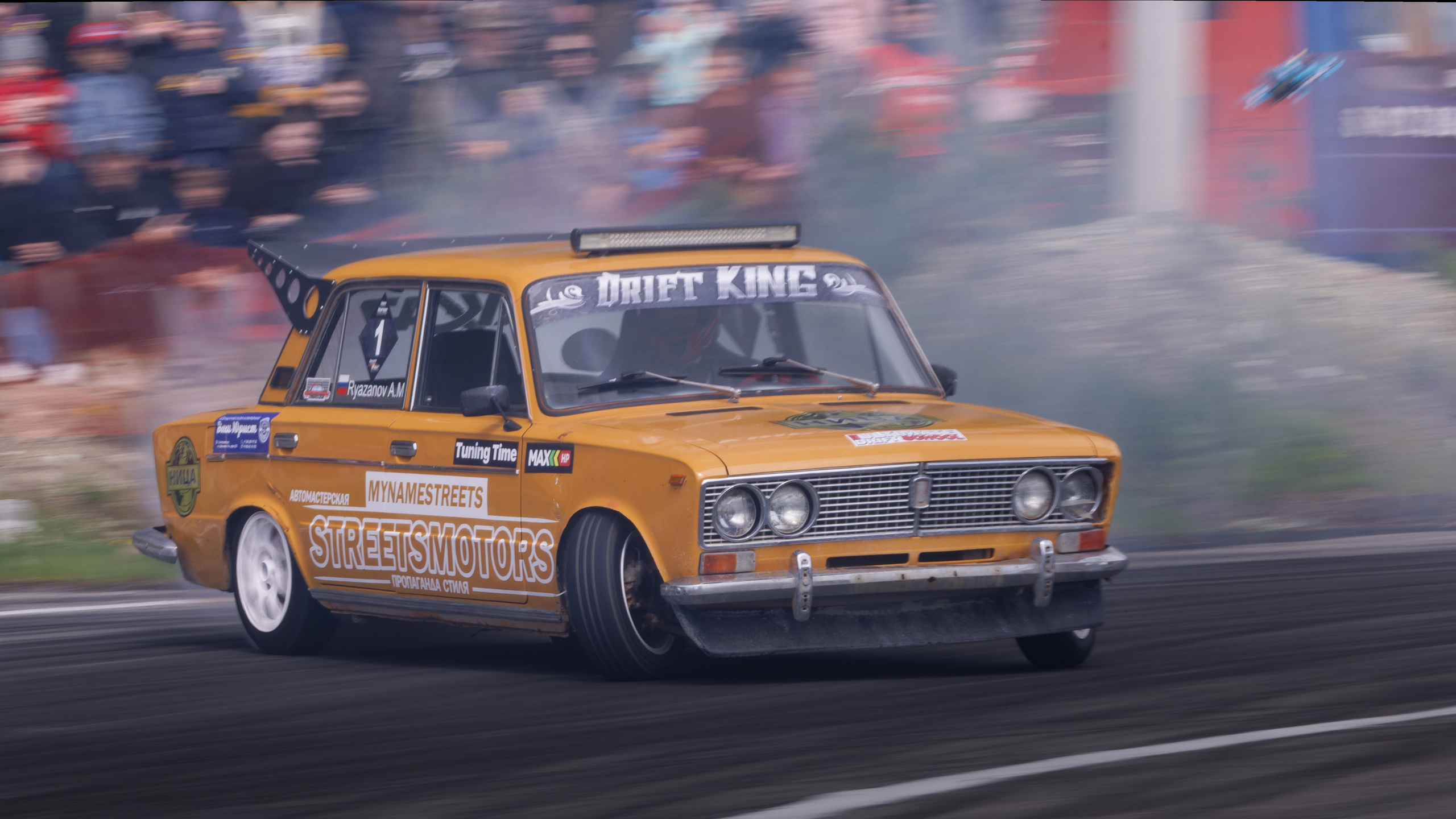 Галерея. IN STREET WE TRUST