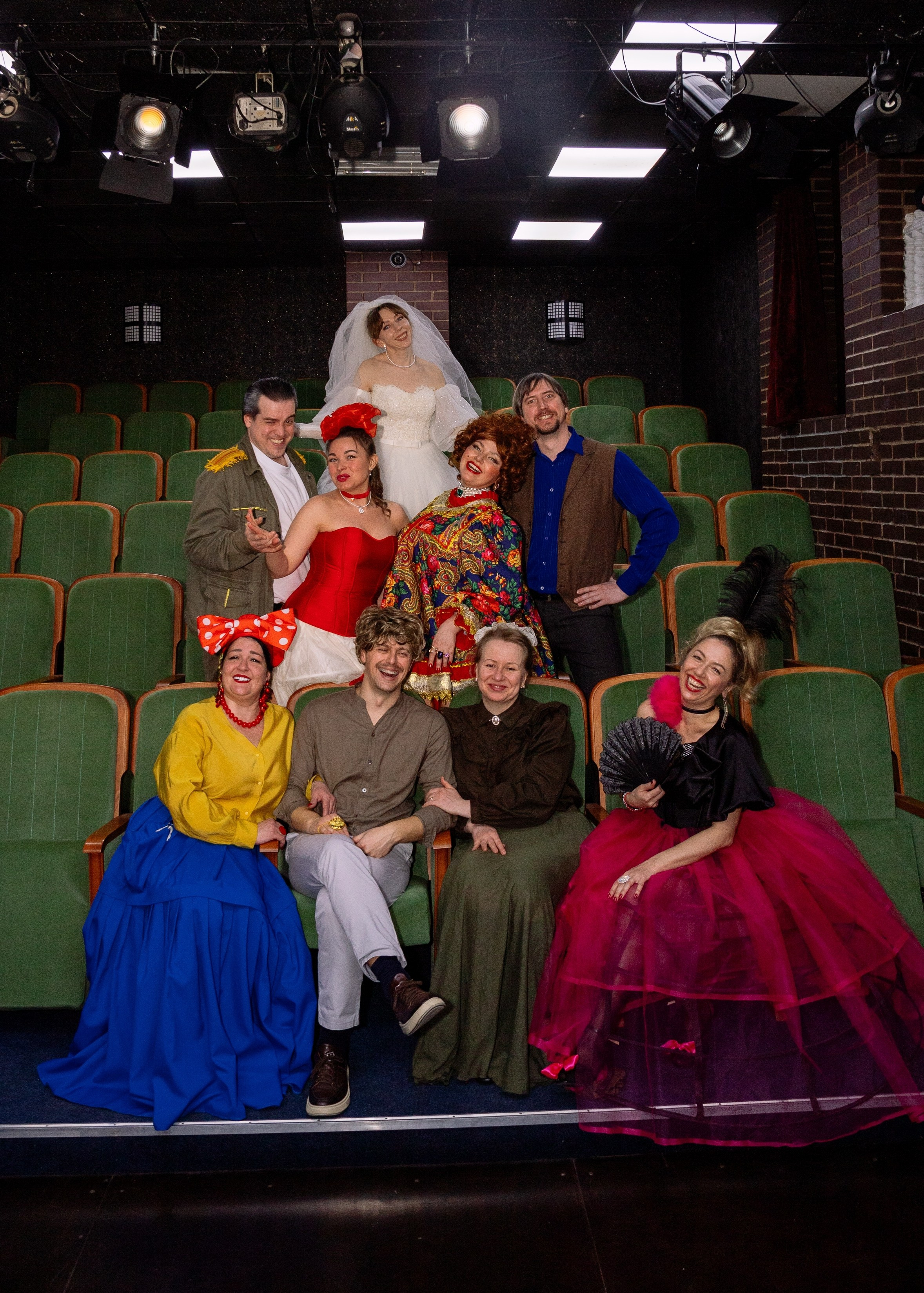 Театр Арт-Авеню _ Женитьба Бальзаминова. Фотограф Юлия Мальцева