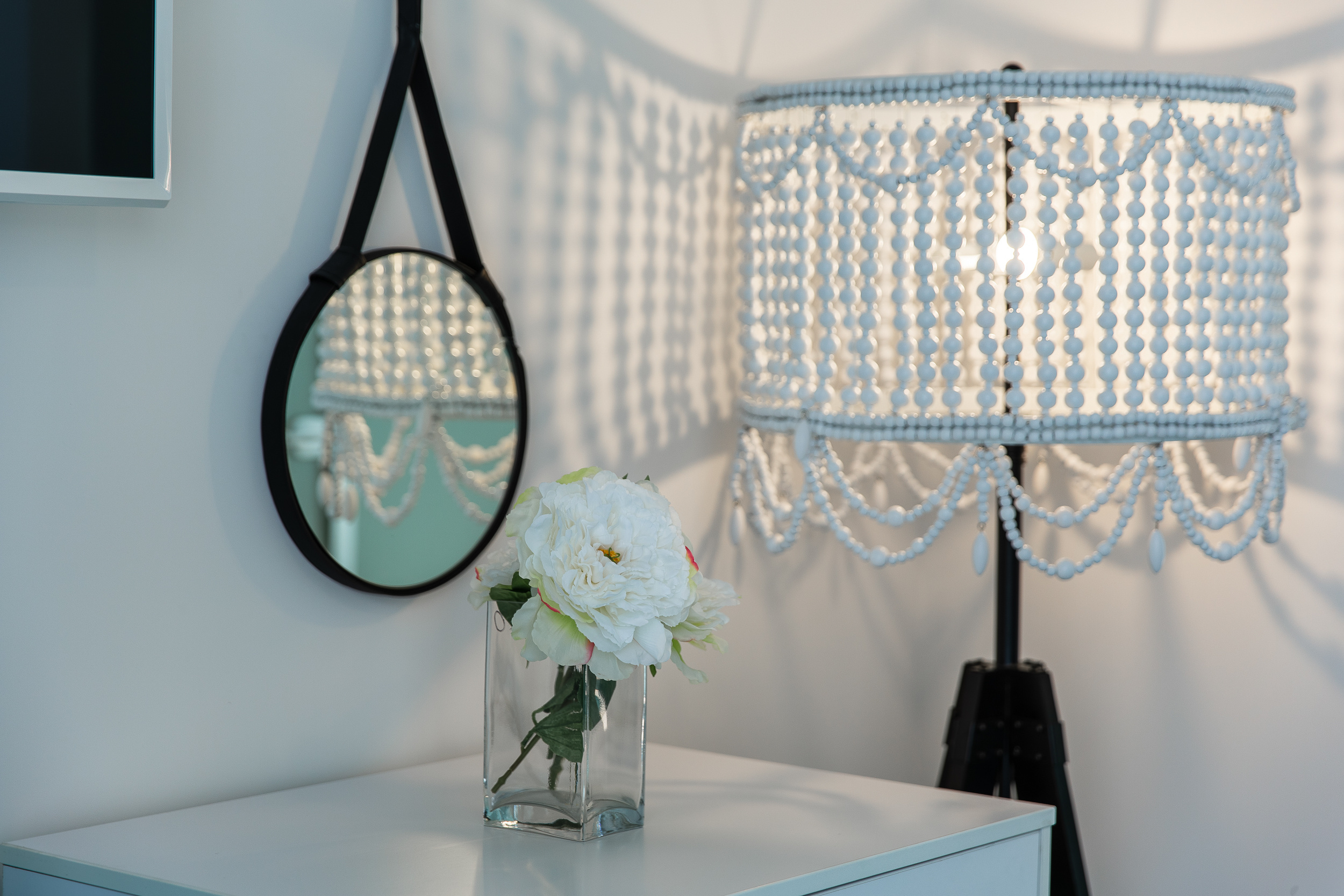 Renatphoto-Интерьерная фотосъёмка для известного отеля Bora-Bora. Профессиональная фотосъёмка интерьеров, предметная фотосессия еды для меню г. Анапа