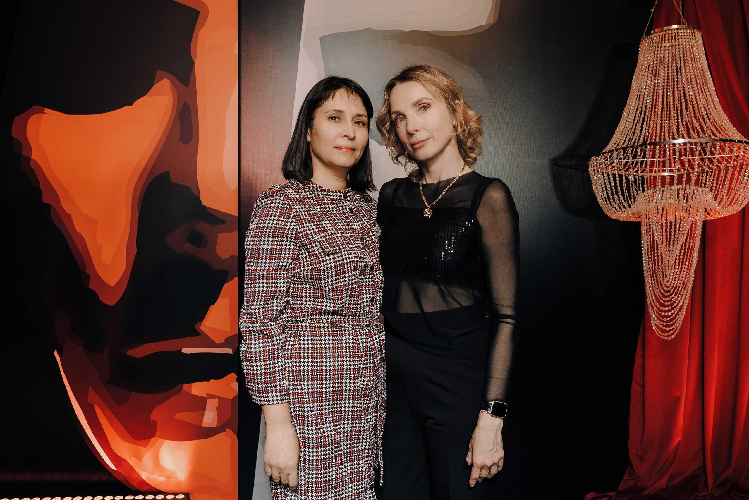 СПЕКТАКЛЬ «ВОЛШЕБНЫЕ ОЧКИ» ОПТИК-ЦЕНТР. Репортажный фотограф Зуев Роман г. Челябинск