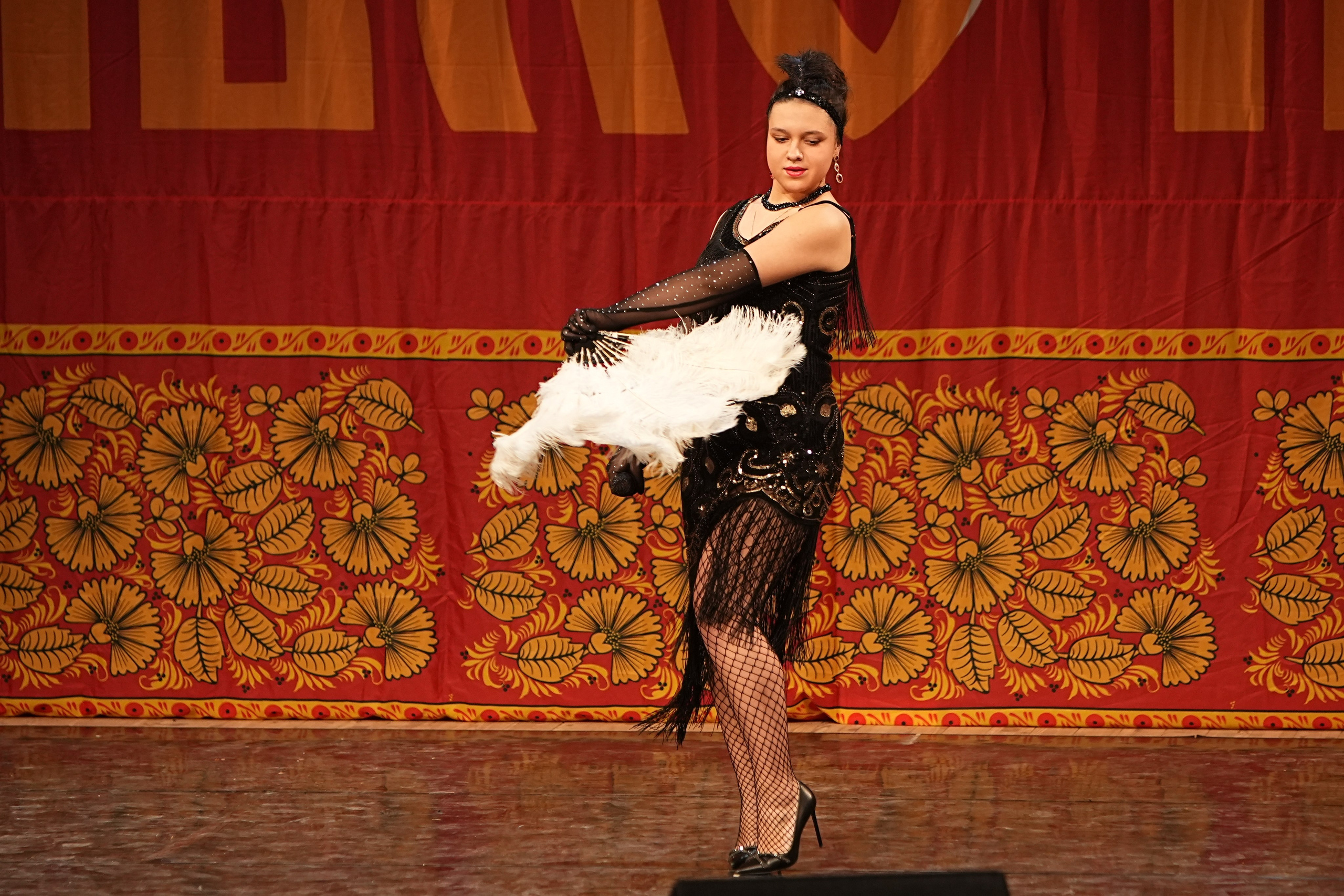 16 февраля, блок 2, г. Москва. Золотое яблочко