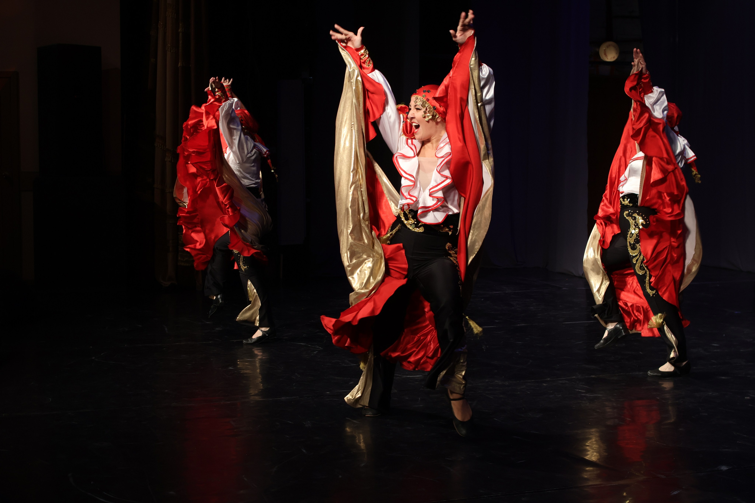 13 апреля, г. Томск. Золотое яблочко