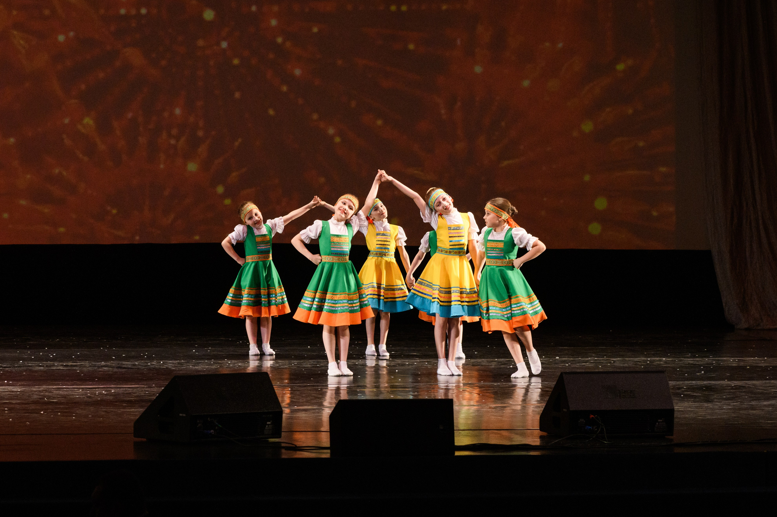 23 апреля, часть 2, БКЗ Октябрьский, г. Санкт-Петербург. Золотое яблочко