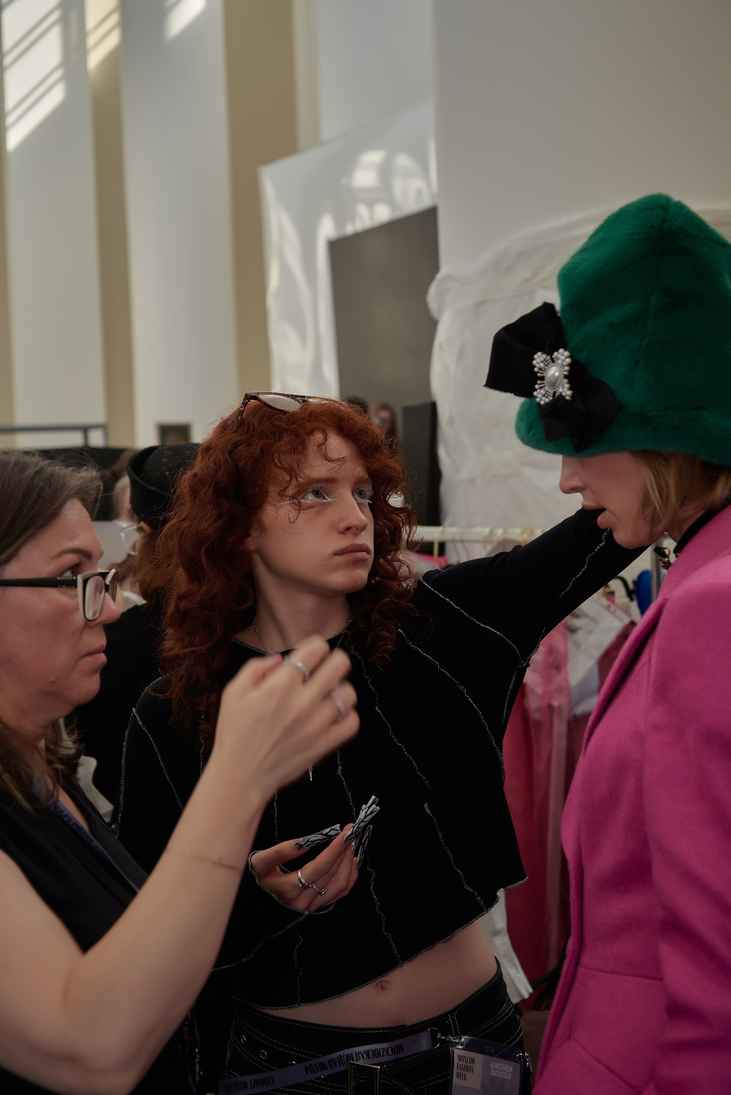 Backstage с показа ALENA COJOCARU RFW 2025. Наталия Дианова — фотограф для брендов и экспертов в Москве