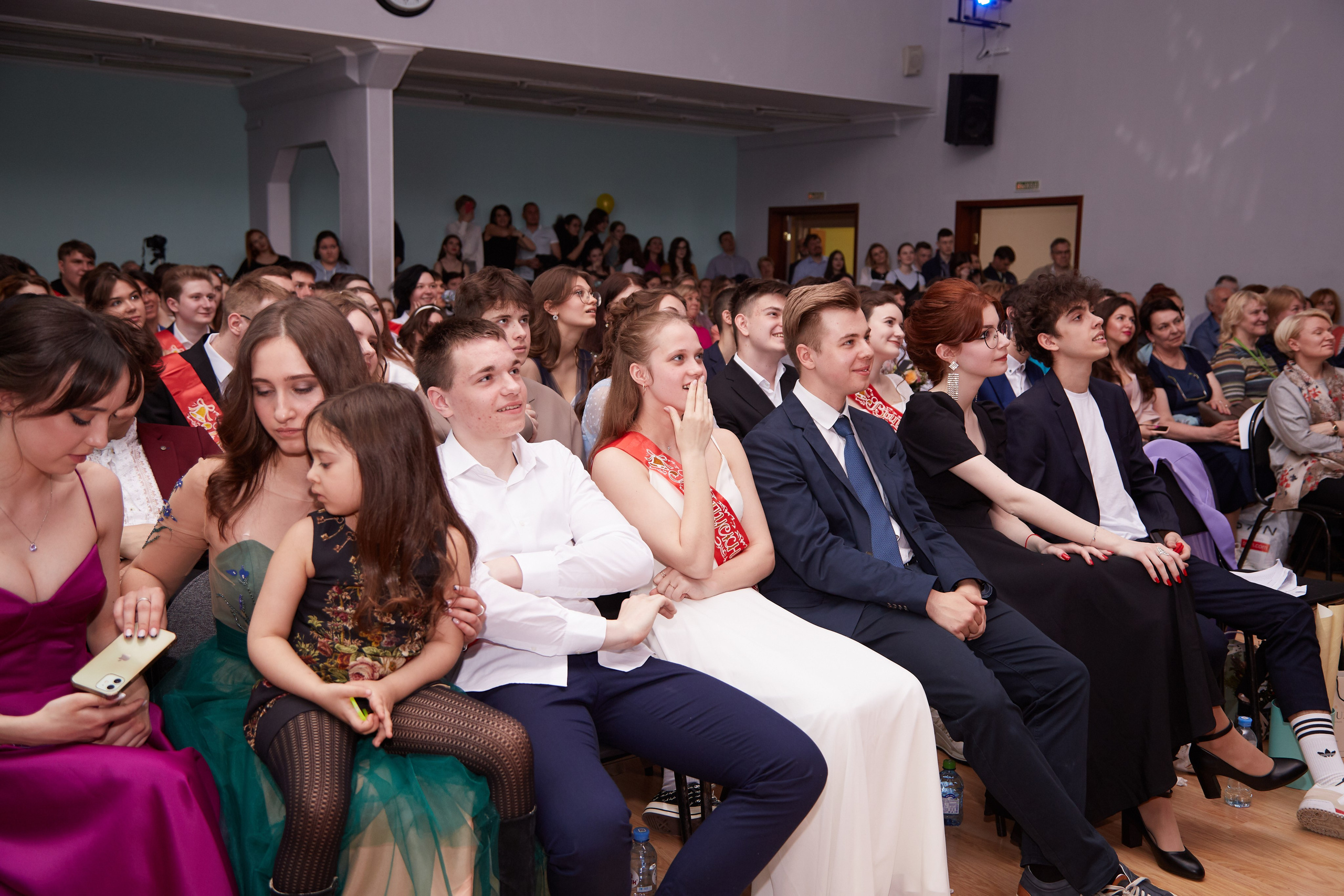 Последний звонок. Фотограф Савченко Люба. Москва