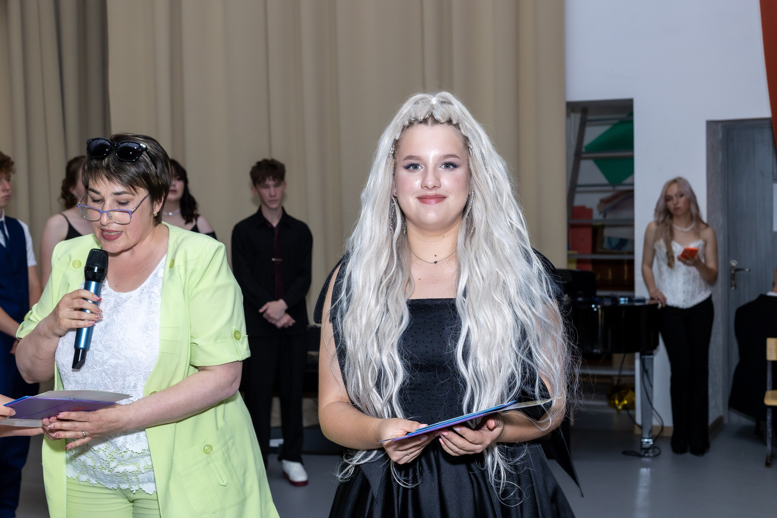 Вручение аттестата 2025. Выпускные альбомы Майкоп, Краснодар Елена Золотарева