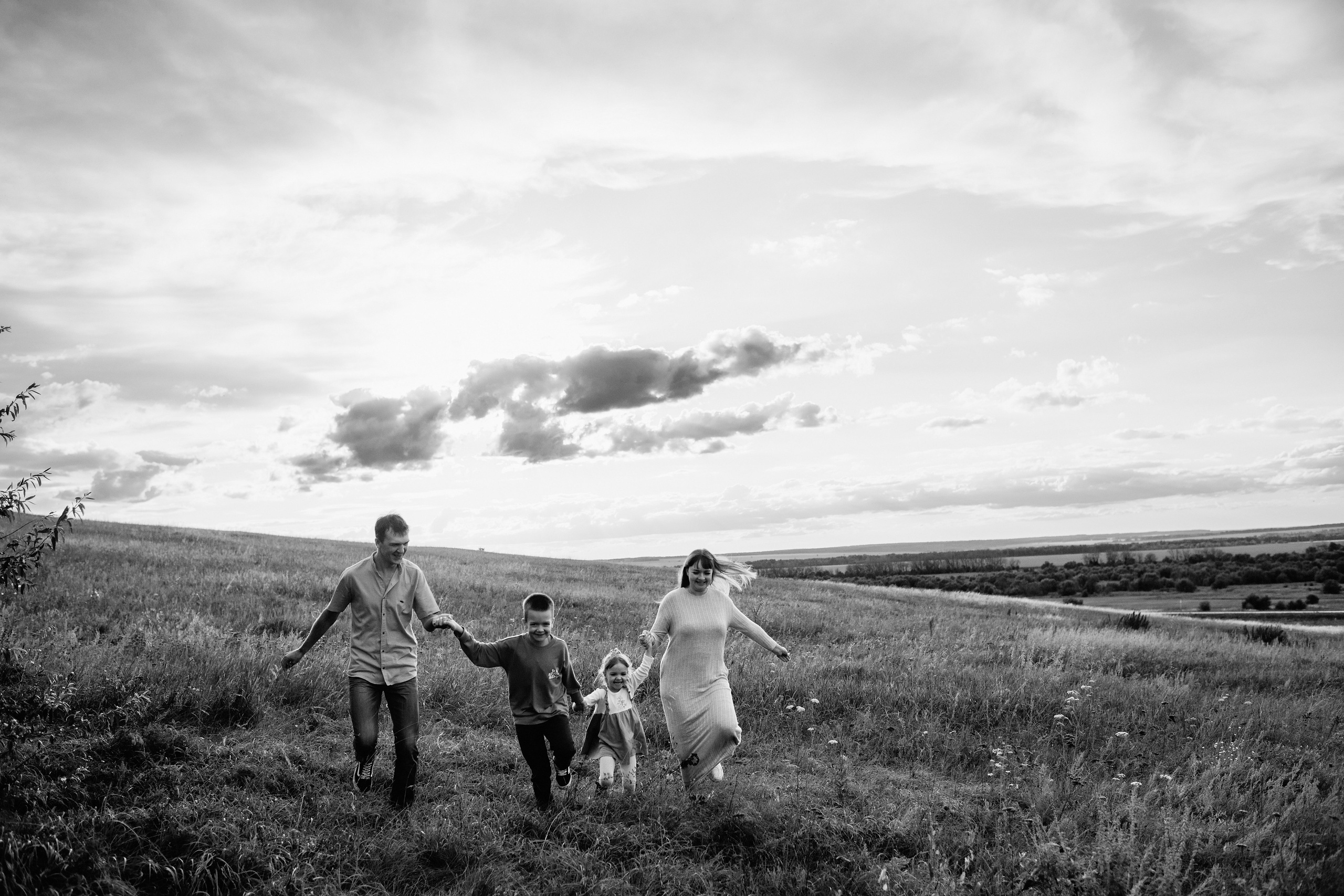 Даша Даня Ксюша Илья Саша и Ева. Свадебный и семейный фотограф в Самаре Головань Наталья