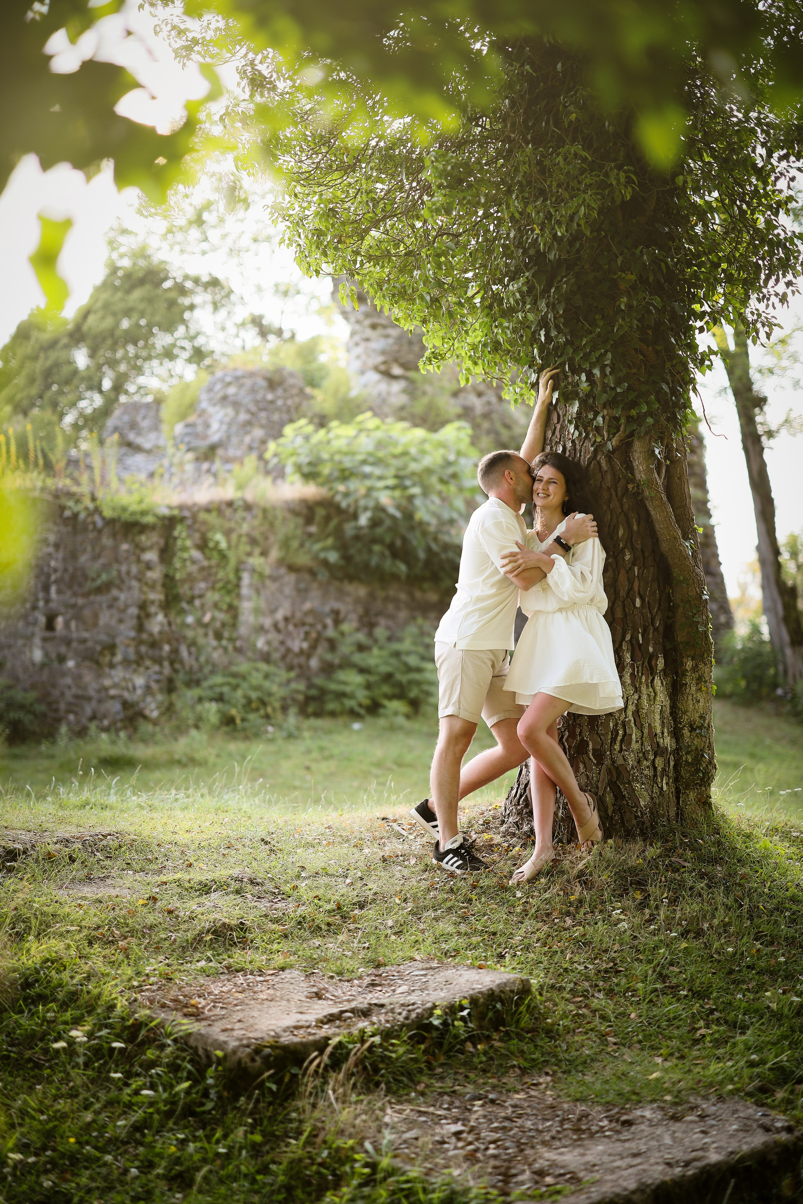 Фото — прогулка у крепости Сан Томазо. Абхазия. Свадебный и семейный фотограф в Абхазии Жанна Соснина