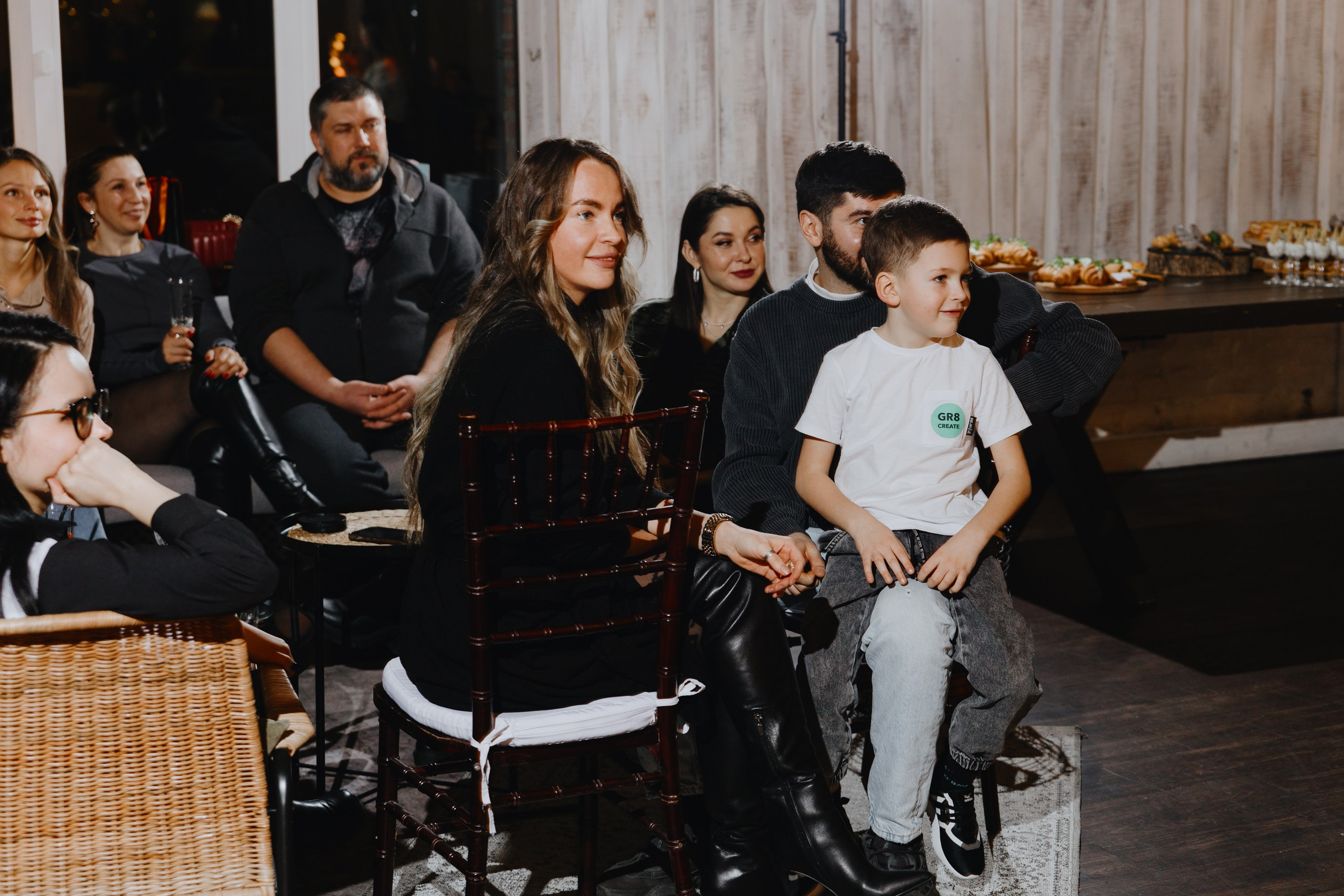 Годовщина свадьбы. Лофт «Весенний». Фотограф Илья Чернов