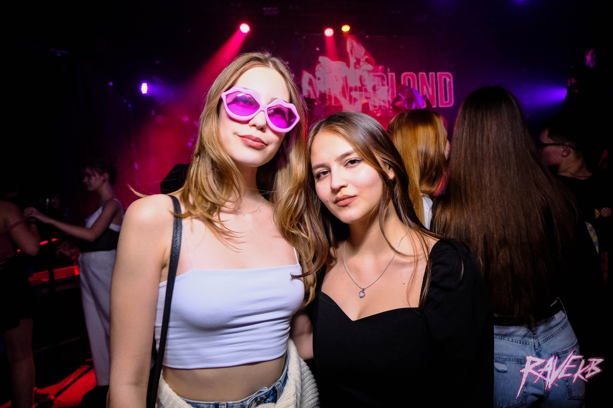 Фотосъёмка клубных вечеринок Питер. Портретный, репортажный фотограф Санкт-Петербург Елизавета Комарова