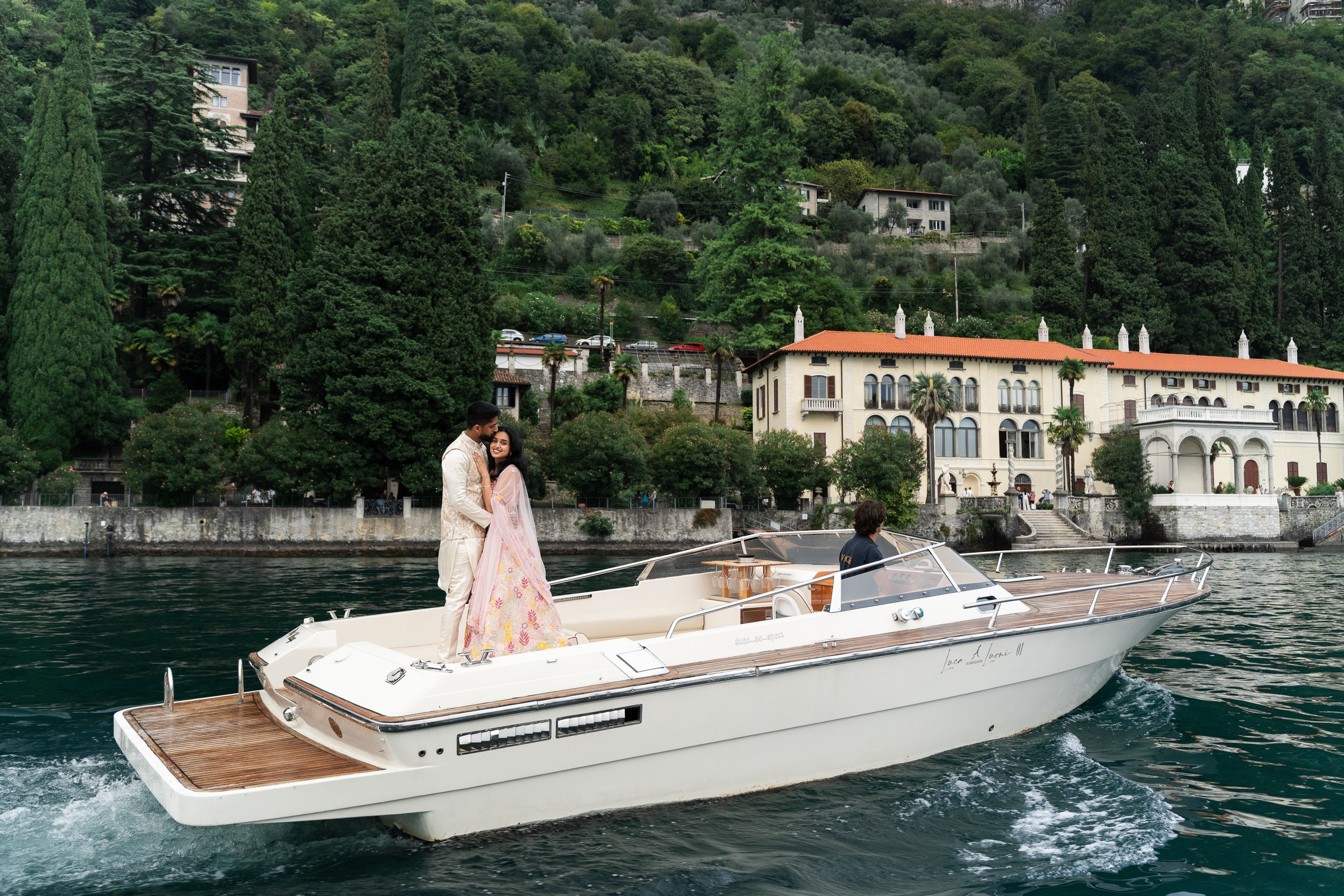 Sraavya. Maria Anistratova | Destination Photographer, Videographer & Drone Pilot — Lake Como