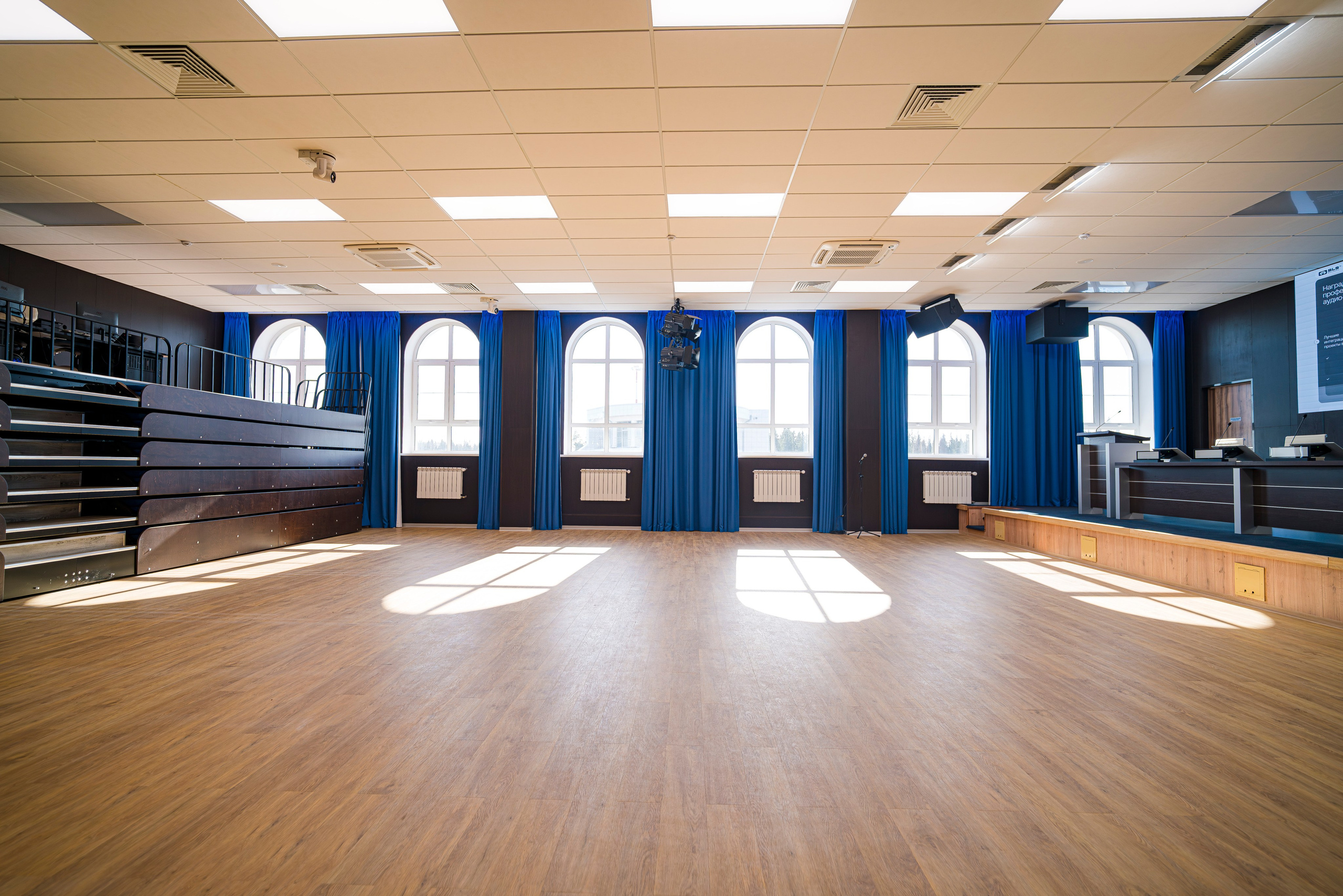 Фото и видеосъёмка готовых объектов. Видеограф для бизнеса в Санкт-Петербурге и Москве